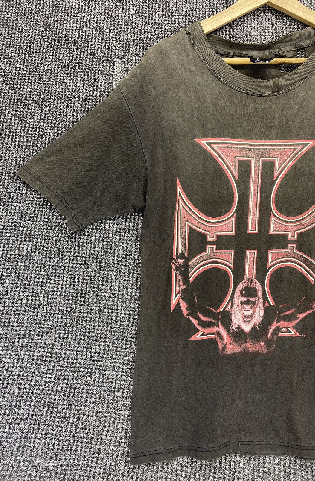 Vintage Vintage WWE Triple H Balenciaga Style Distressed Tee T Shirt Size US M / EU 48-50 / 2 - 3 Thumbnail