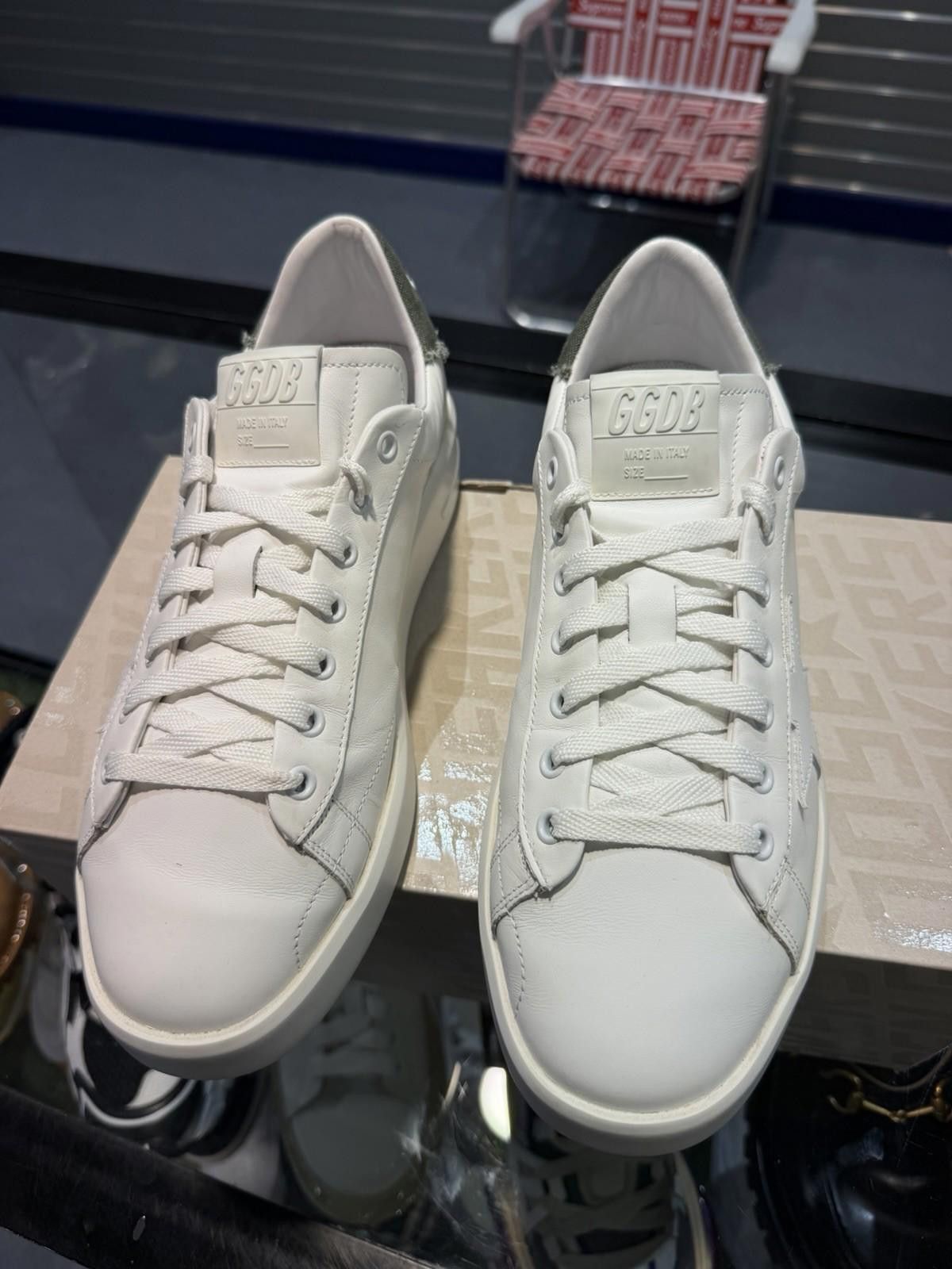 Golden Goose Golden Goose Sneakers Low Top White Green 42EU/9US Size US 9 / IT 39 - 7 Thumbnail
