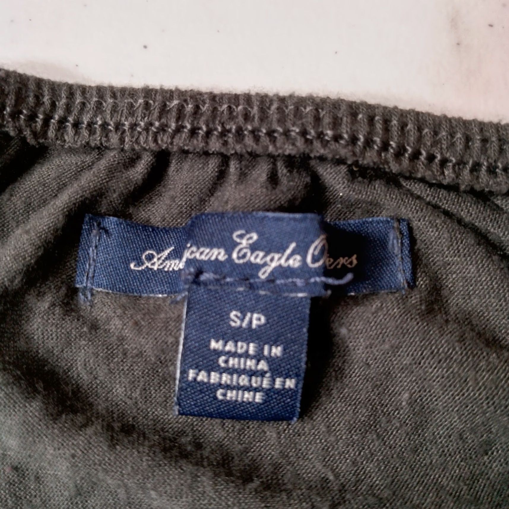 American Eagle Outfitters VINTAGE American Eagle Outfitters Tank Top Women S Camisole Lace Top V-Neck Pullover Elastic Waist Gray Sleeveless Casual Size S / US 4 / IT 40 - 3 Thumbnail