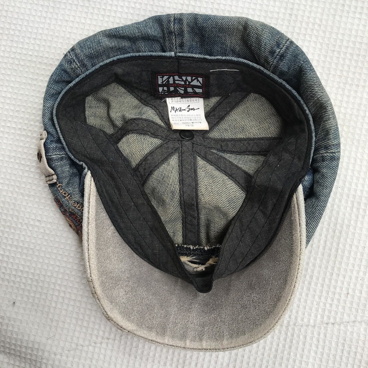 Unsound Rags UNIQUE. Wash denim newsboy by maui and sons Size ONE SIZE - 9 Thumbnail