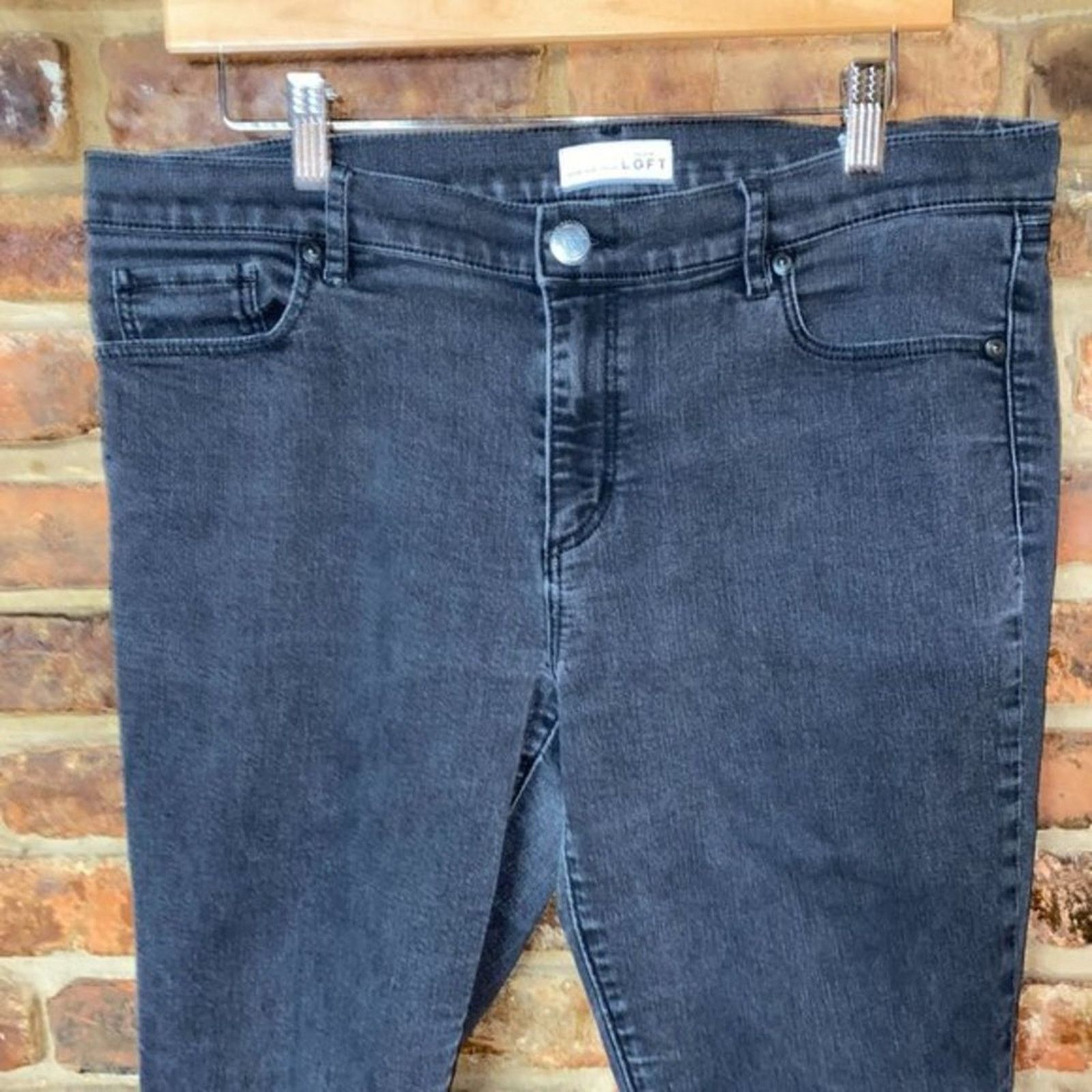 Loft Ann Taylor LOFT Black Wash Denim Raw Hem Skinny Jeans 32/14 Size 36" / US 14 / IT 50 - 2 Thumbnail