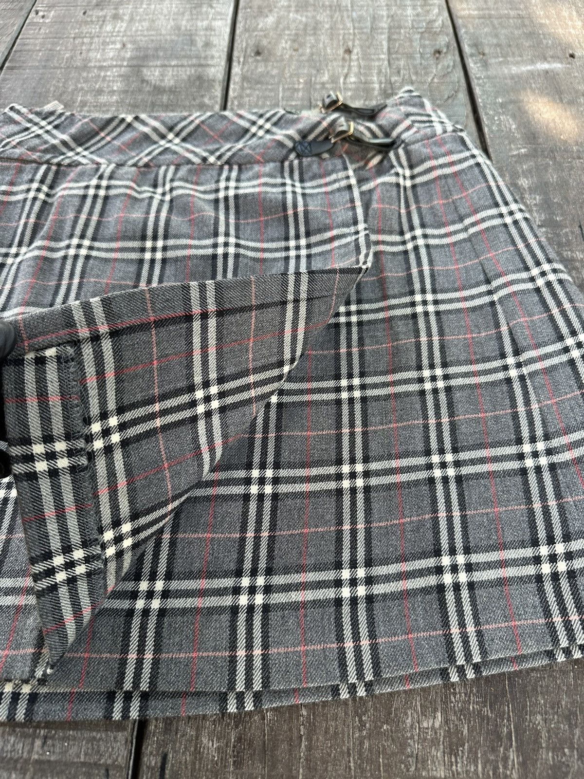Burberry Burberry nova check mini skirt nice design Size 26" / US 2 / IT 38 - 3 Thumbnail