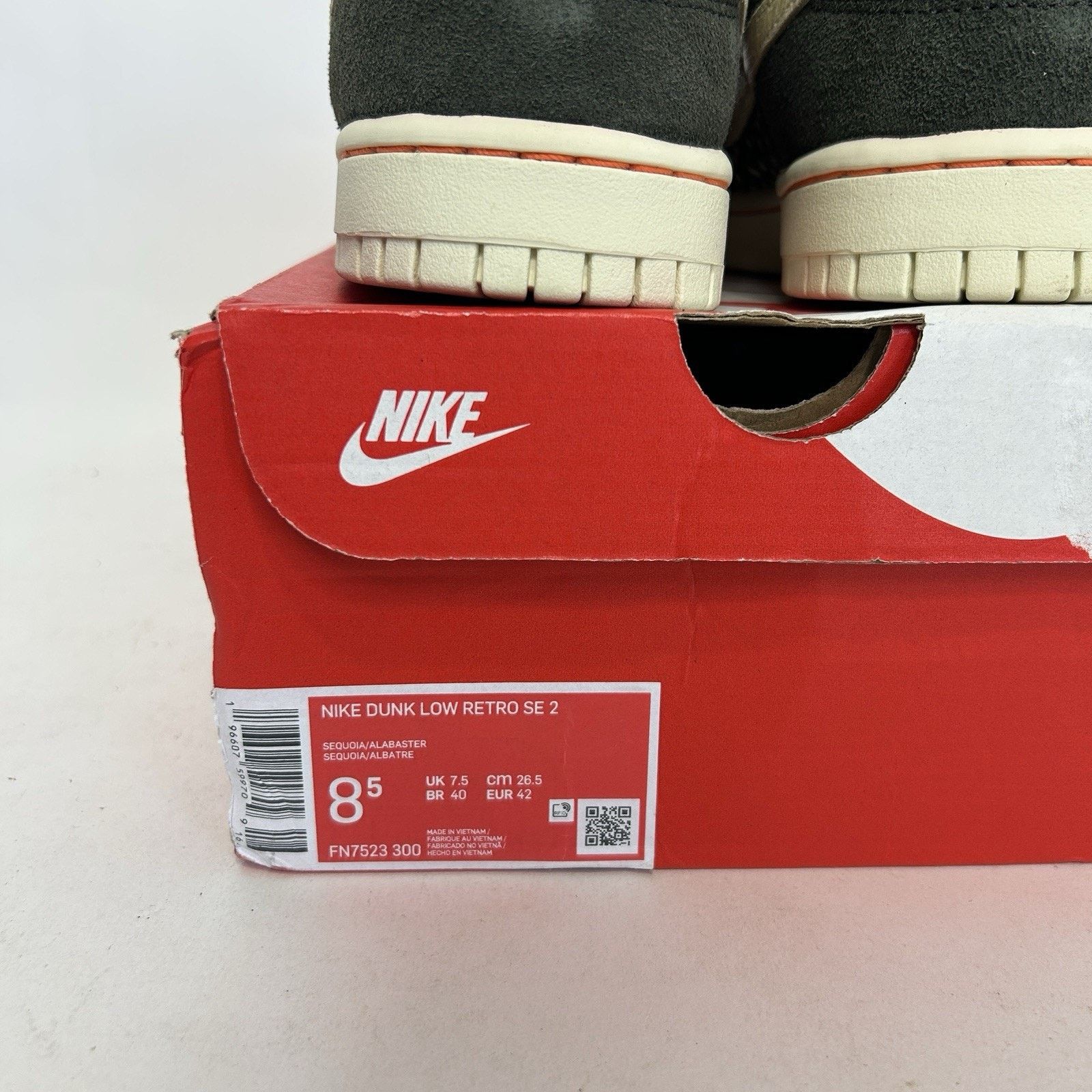 Nike Nike Dunk Low Retro SE 2 “Rainbow Trout” Sequoia Alabaster Size US 8.5 / EU 41-42 - 5 Thumbnail