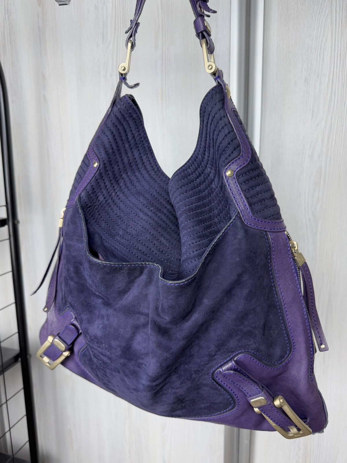 Versace Versace Made in Italy Suede leather hobo handle shoulder bag Size ONE SIZE - 13 Thumbnail