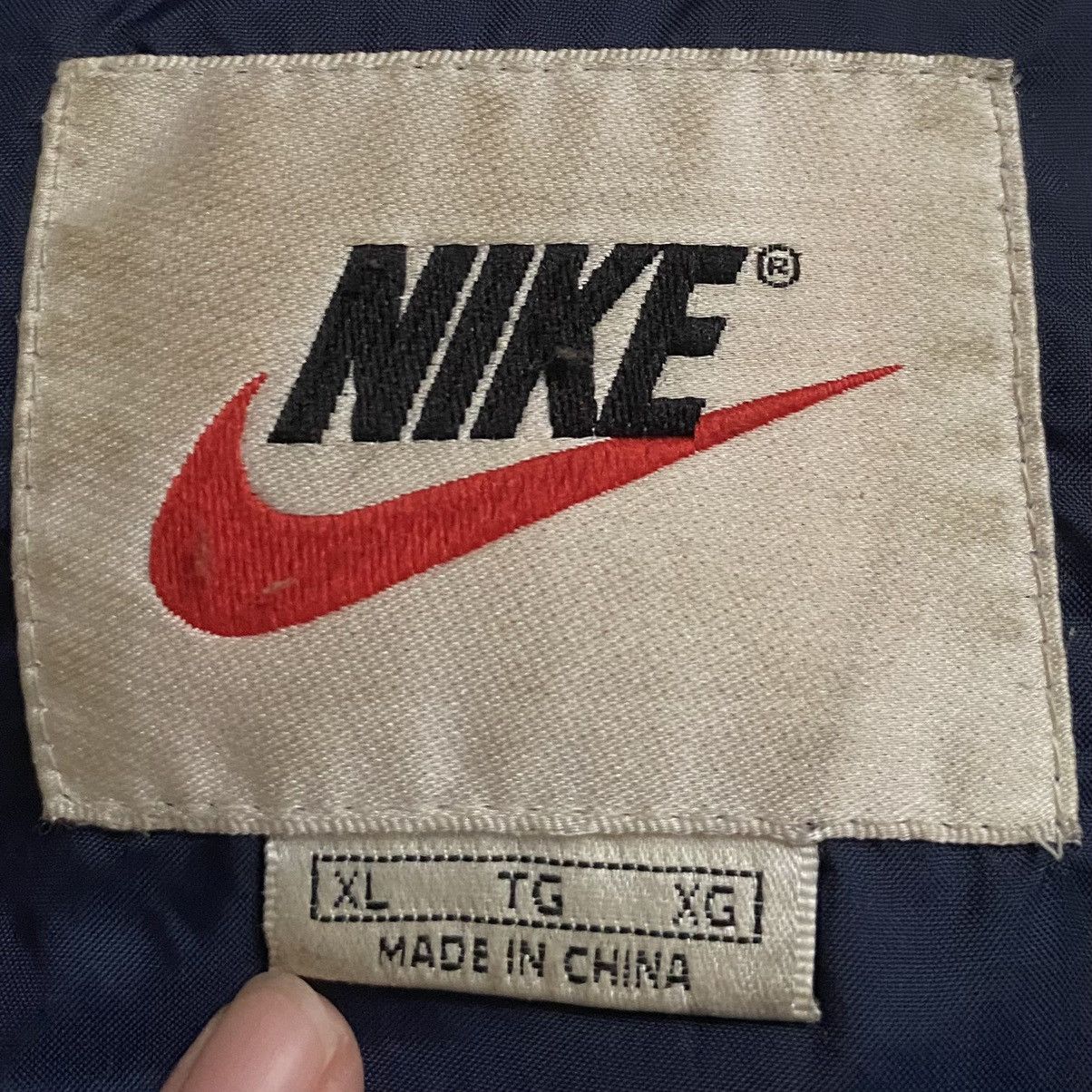 Nike × Vintage Vintage Brand Nike Nylon Jacket 1990s Size US XL / EU 56 / 4 - 9 Thumbnail