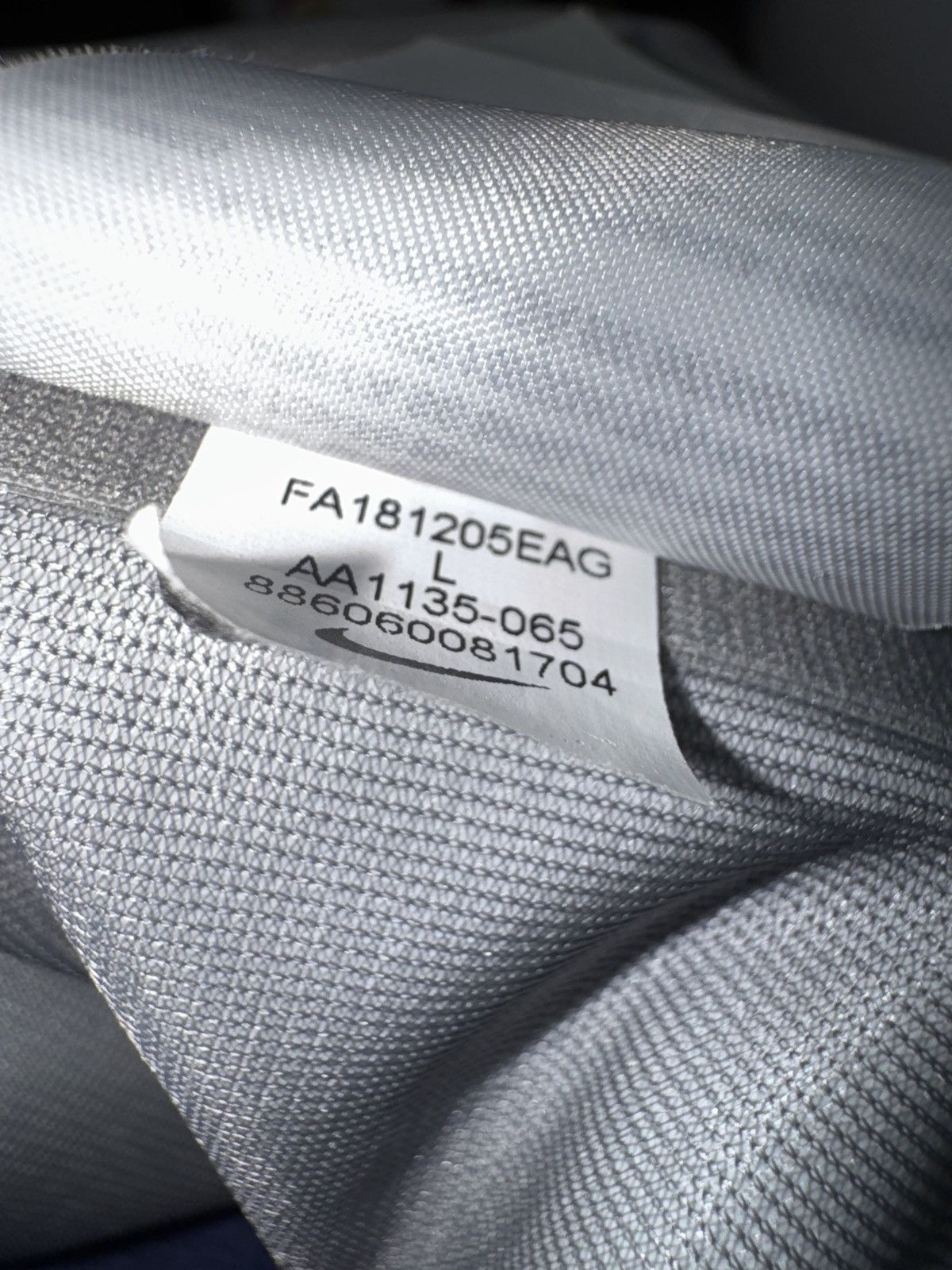 Nike Men’s Nike Lab Collection Wet Reveal Jacket Cool Grey Size US L / EU 52-54 / 3 - 8 Thumbnail