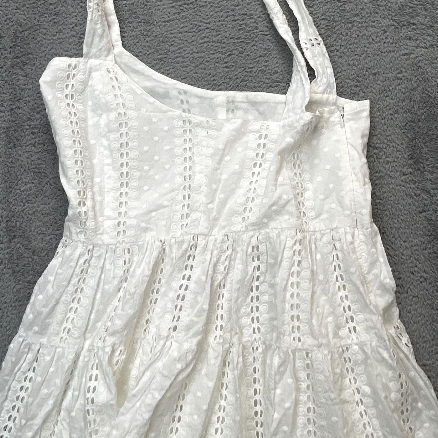 Vintage Mille Resort And Travel Dress Womens Medium White Mini Lined Halter Strap Eyelet Midi? Short Size M / US 6-8 / IT 42-44 - 6 Thumbnail