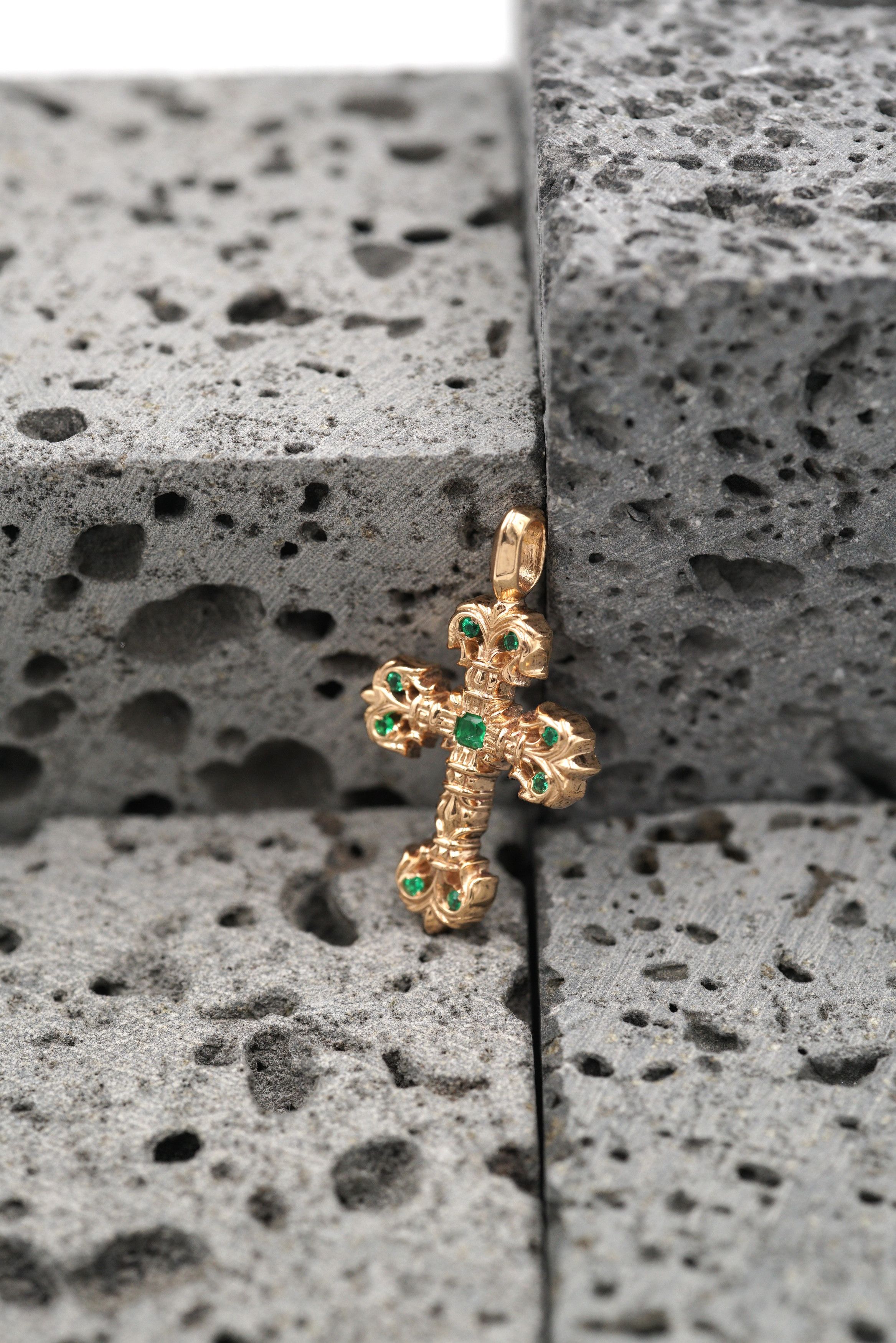 Chrome Hearts Chrome Hearts 22k Emerald Filigree Cross Pendant