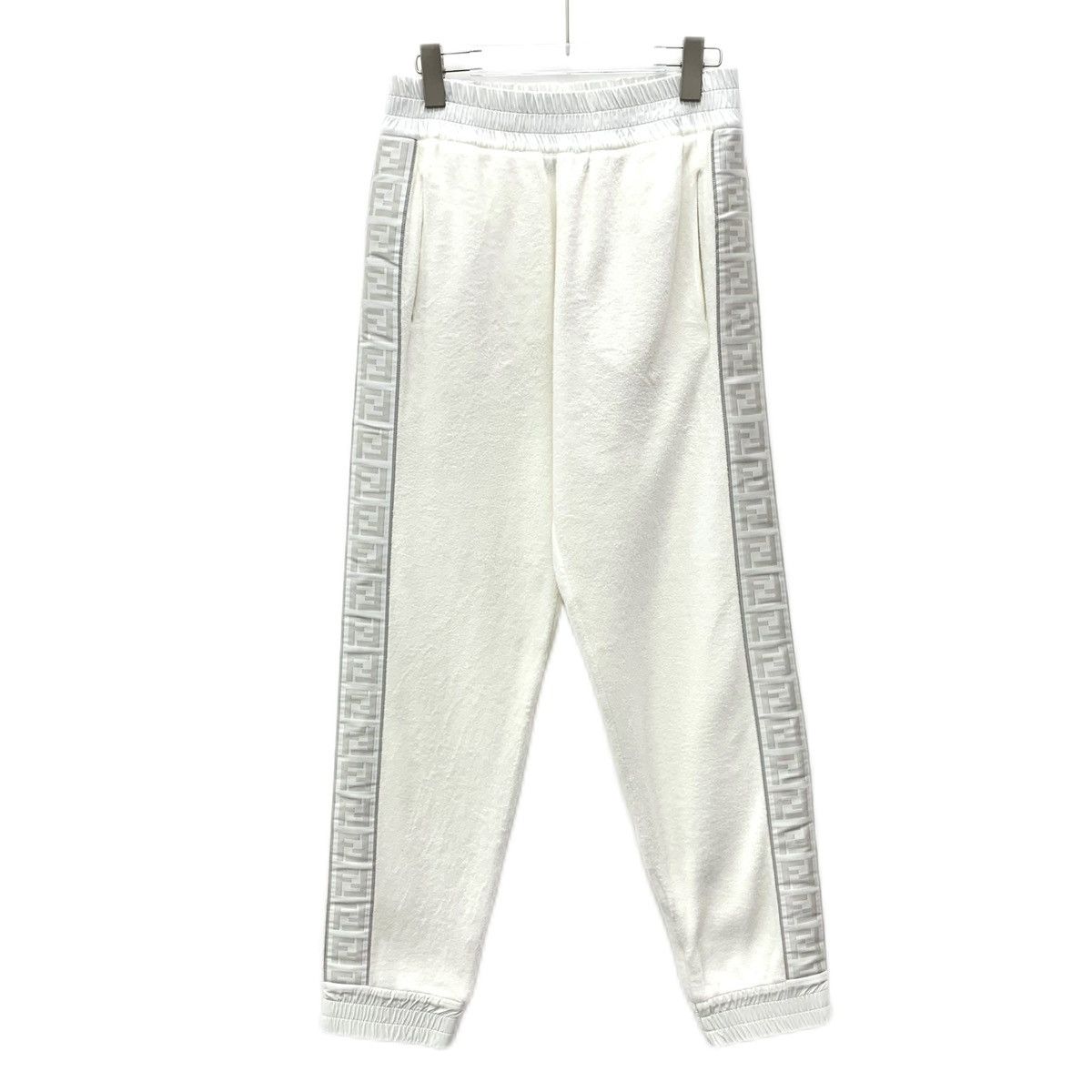 Fendi Fendi White Side Logo Cuffed Casual Sports Pants K26WX Size 27" / US 4 / IT 40 - 1 Thumbnail