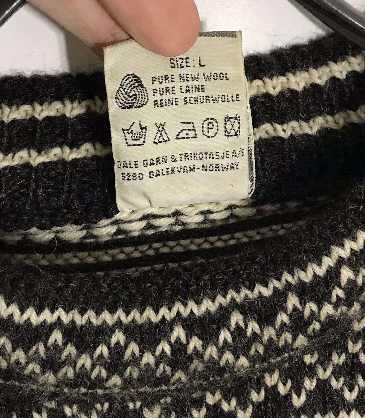 Dale Of Norway Dale Of Norway Vintage Wool Norwegian Knit Sweater Pullover Size US L / EU 52-54 / 3 - 7 Thumbnail