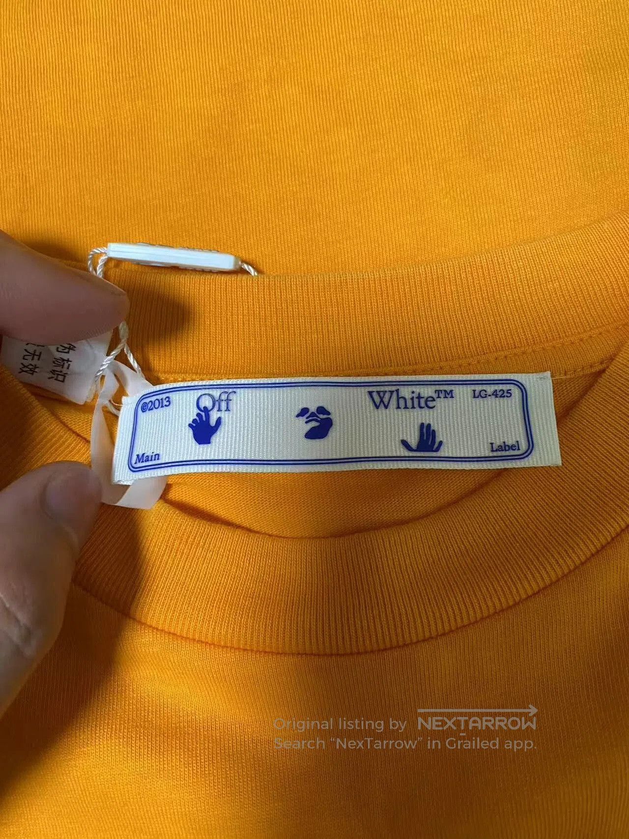 off white arrow logo short sleeve t-shirt.
