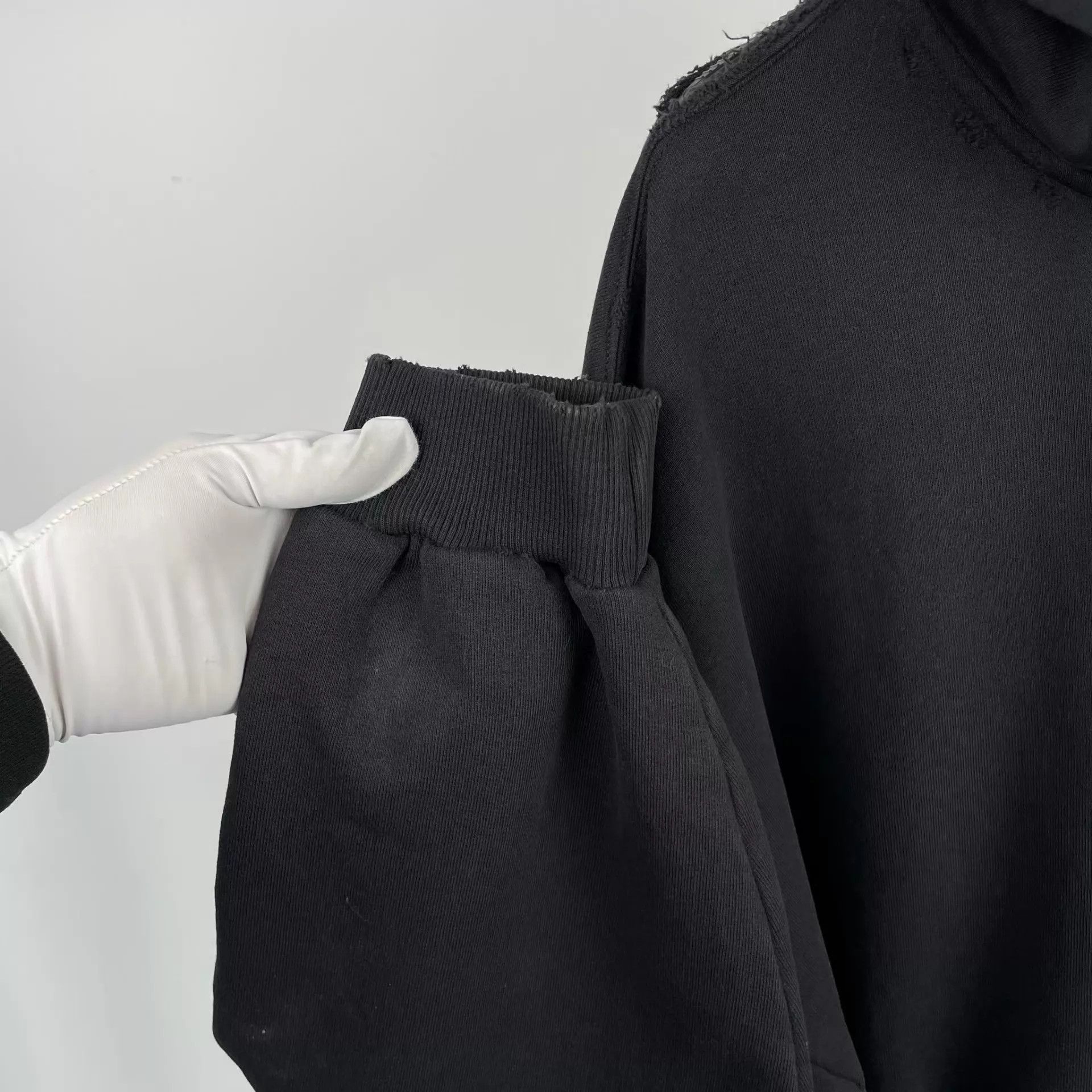 Balenciaga Balenciaga Distressed Ripped Black Jacket Size 3 Size US L / EU 52-54 / 3 - 9 Thumbnail
