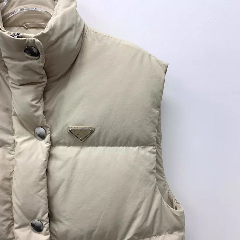 Prada Prada Sise 36 23 types of beige triangle standard single-b Size US XXS / EU 40 - 3 Thumbnail