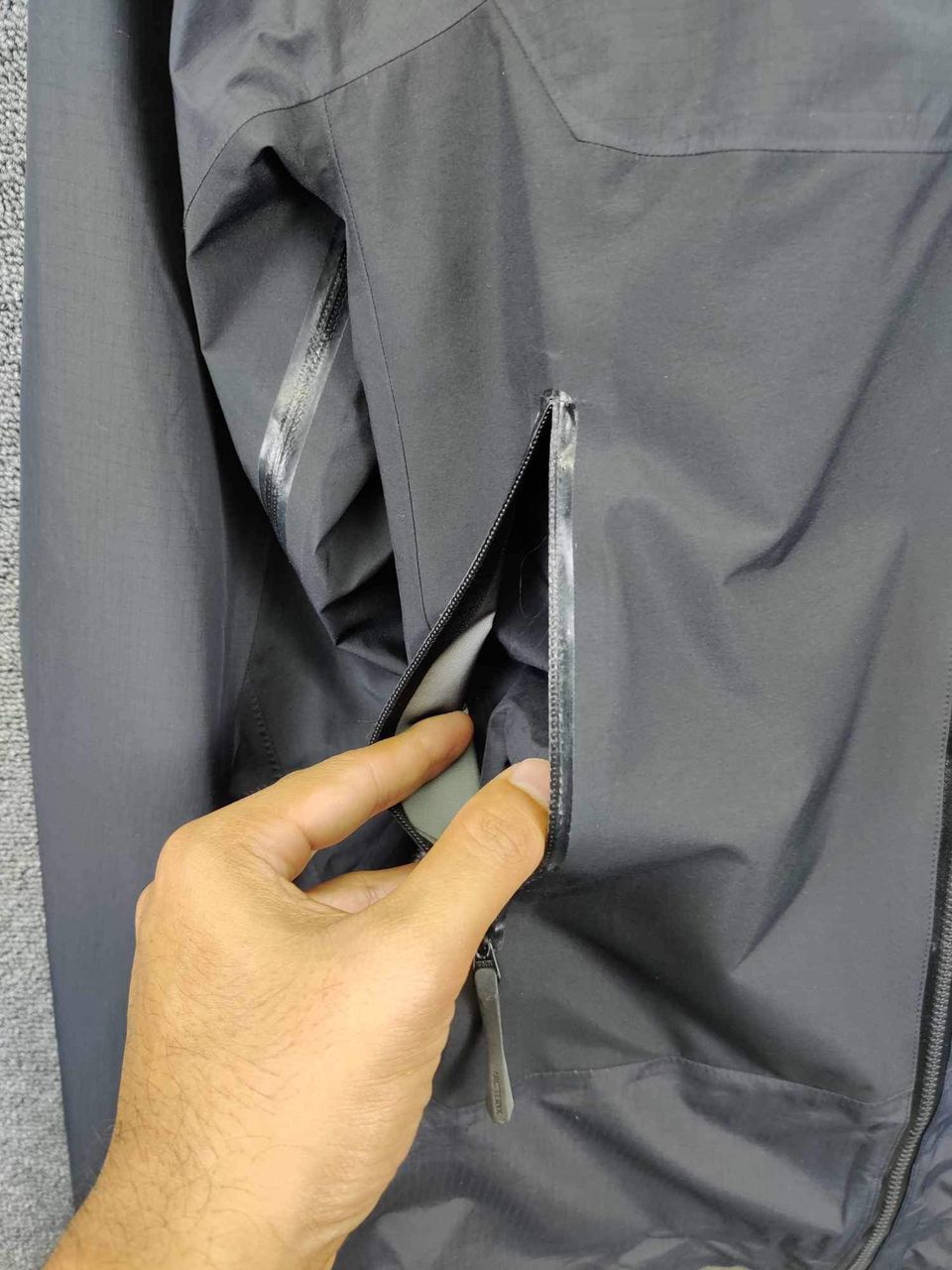 Arc'teryx × Vintage Arcteryx Goretex Outdoor Jacket Size S / US 4 / IT 40 - 8 Thumbnail