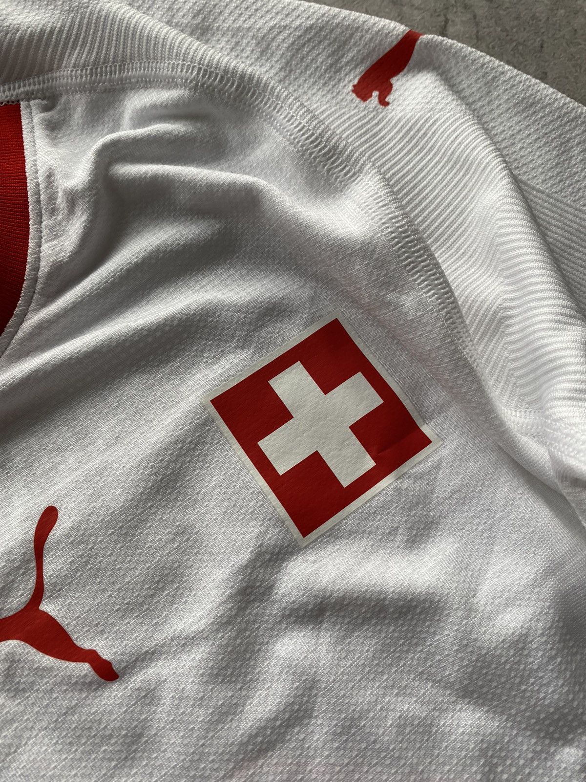 Puma Puma Switzerland Team 2018/19 #16 WUEST Away Soccer Jersey Size US M / EU 48-50 / 2 - 9 Thumbnail