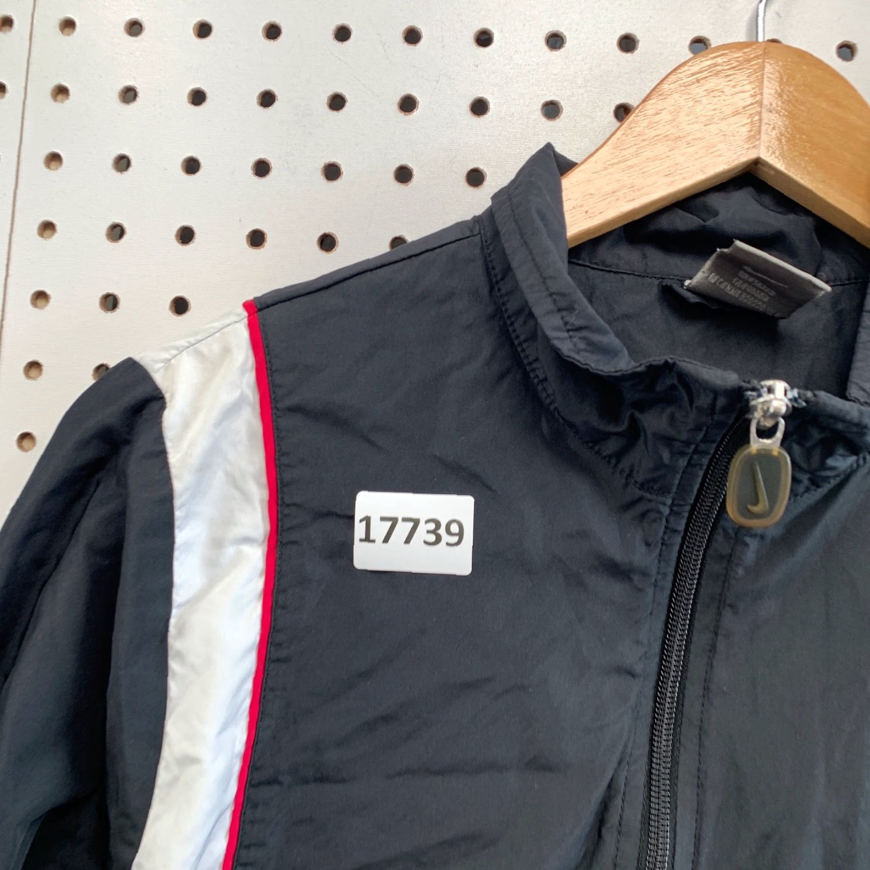 Nike VTG Nike Windbreaker Lined Black Jacket Women M 90s Embroider Swoosh Silk Screen? Size M / US 6-8 / IT 42-44 - 7 Thumbnail