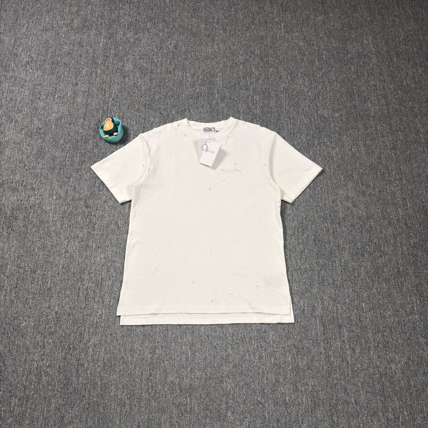 Dior Dior White Slogan Distressed Tee M Size US M / EU 48-50 / 2 - 1 Thumbnail