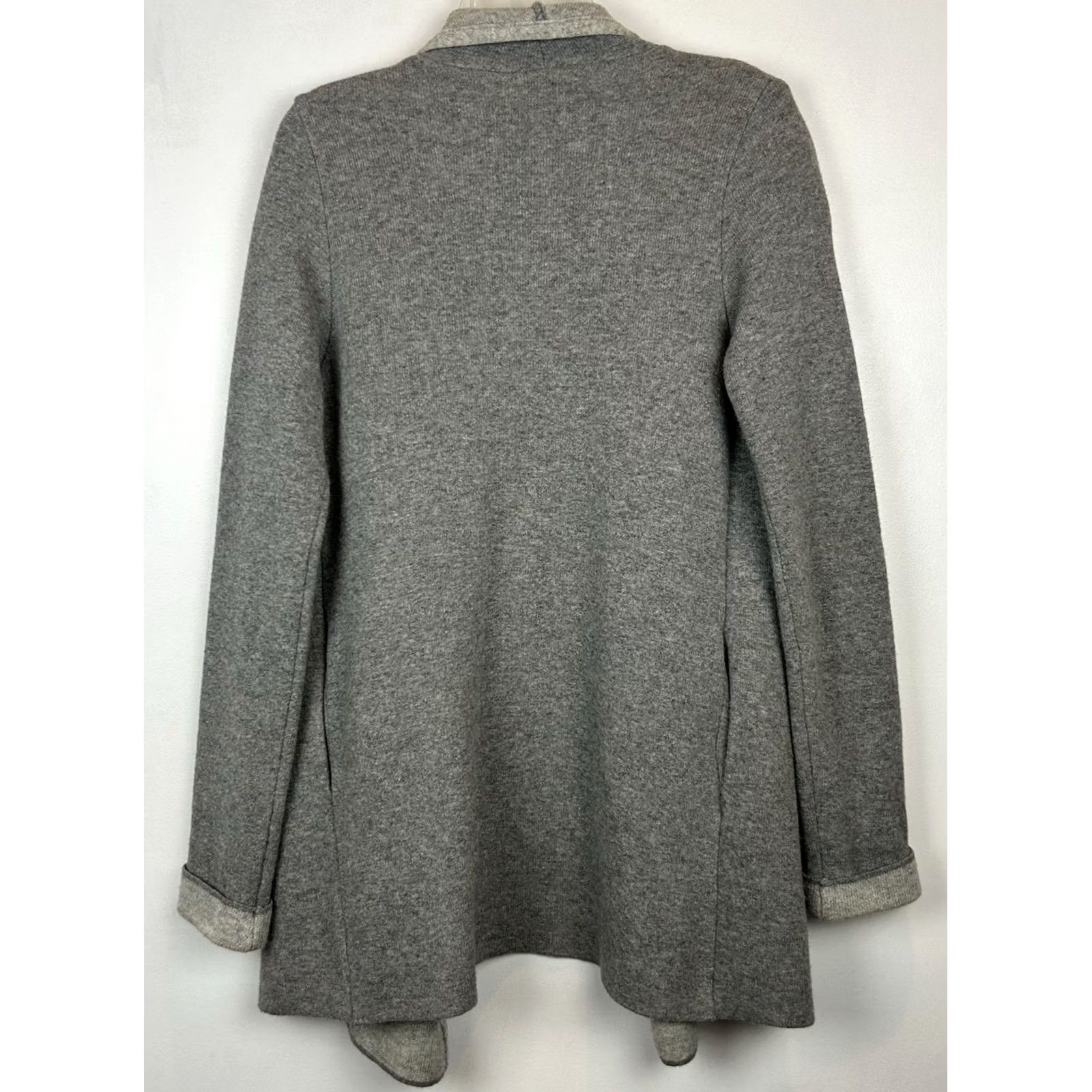 Vintage Benedetta B. Cardigan Sweater Women Small Gray Open Wool Cashmere Knit Regular Long Sleeve Vintage No Mens Womens Girls Size S / US 4 / IT 40 - 2 Thumbnail
