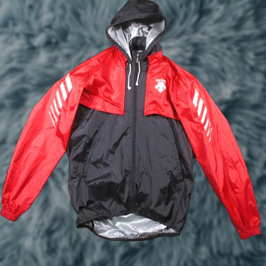 Vintage VINTAGE Descente Vest Mens L Red Lightweight Hooded Zip Off Sleeves 90s Japan Ski Windbreaker Modern Functionality Size US L / EU 52-54 / 3 - 1 Thumbnail