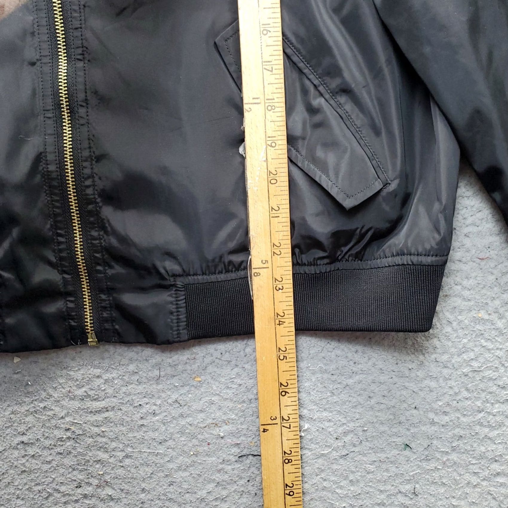 Express Express Bomber Jacket Women Large Black Windbreaker Long Sleeve Outdoor Full Zip Size L / US 10 / IT 46 - 3 Thumbnail