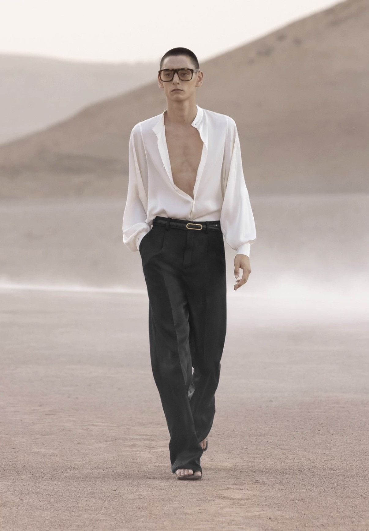 Saint Laurent Paris Saint Laurent 23SS Runway Pleated Henley Collar Silk Shirt Size US M / EU 48-50 / 2 - 9 Thumbnail