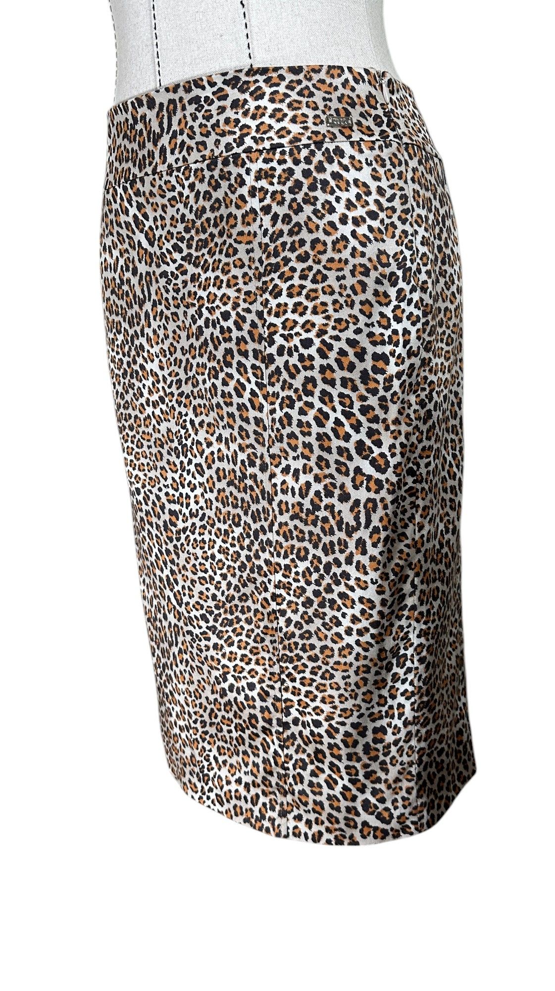 Krizia Leopard skirt Size 30" / US 8 / IT 44 - 3 Thumbnail