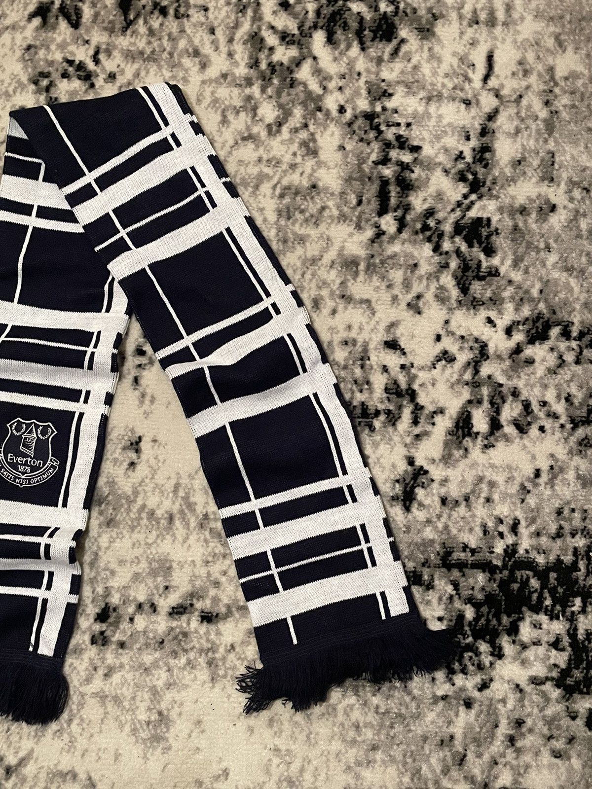 Vintage Everton Vintage Scarf Big Logo Sportswear Fan Soccer Footbal Size ONE SIZE - 3 Thumbnail