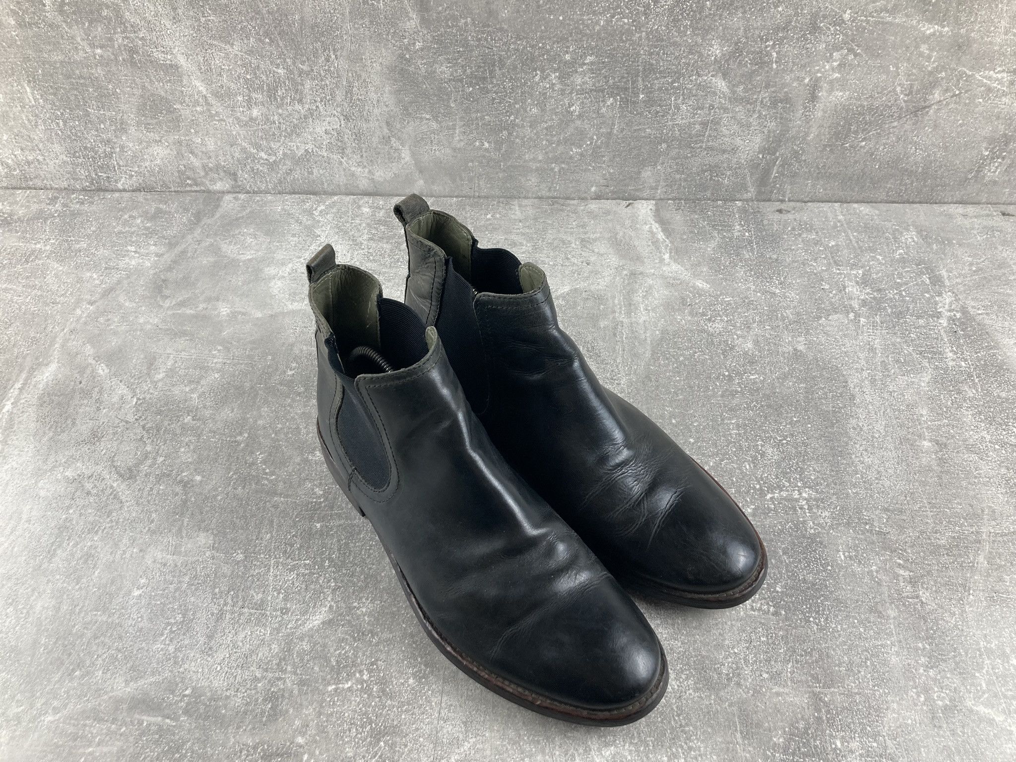 Base London Avant Garde italy leather chelsea guidi artisan boots Size US 9 / EU 42 - 3 Thumbnail