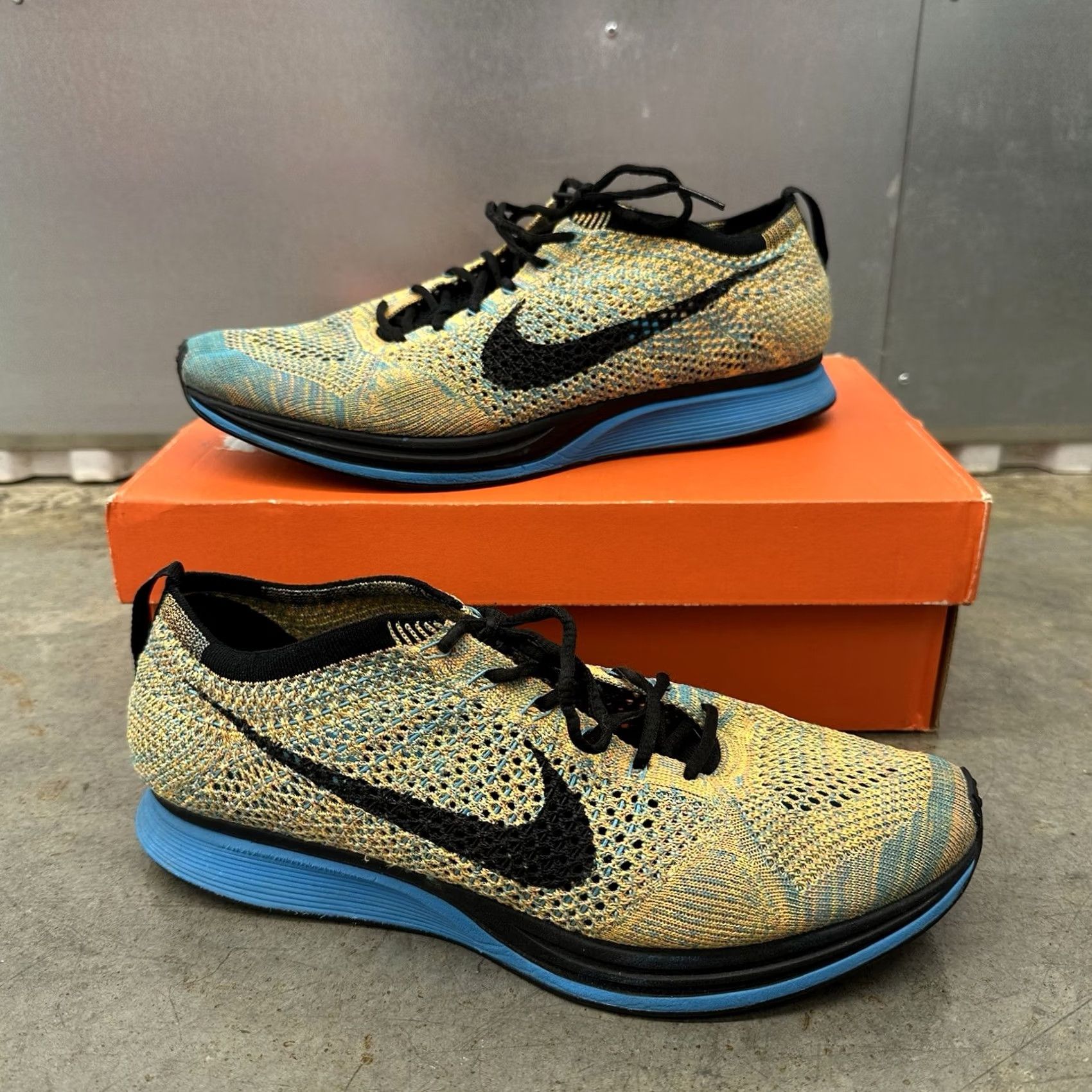 Nike Nike Flyknit Racer SHERBET Bright Citrus/Blue Lagoon SZ 10.5 Men Sneakers Nike Flyknit Racer Sneaker 2015 Mens Size US 10 / EU 43 - 2 Thumbnail