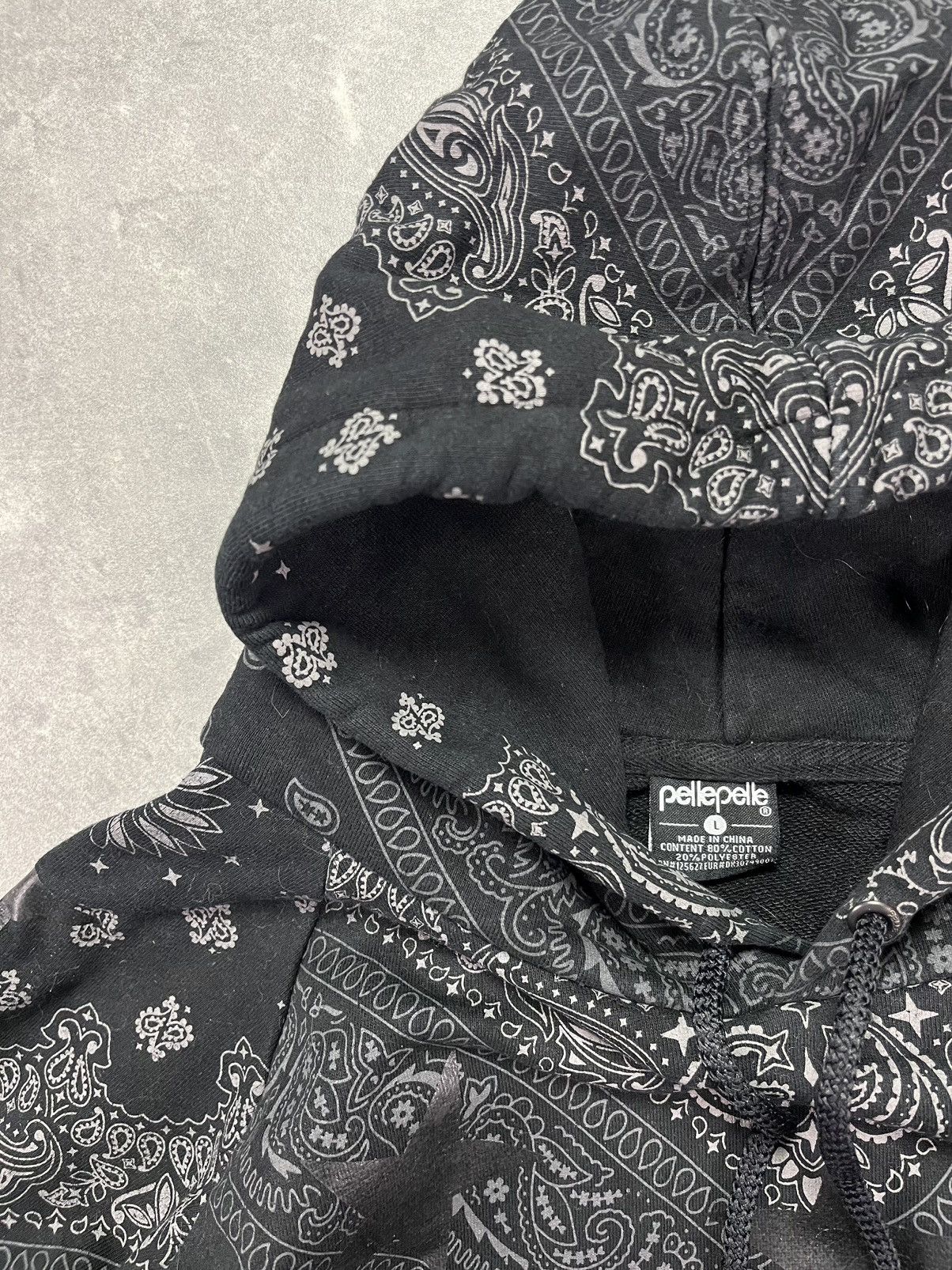 Pelle Pelle Pelle Pelle Bandana Print AOP Hoodie L Rare Size US L / EU 52-54 / 3 - 7 Thumbnail