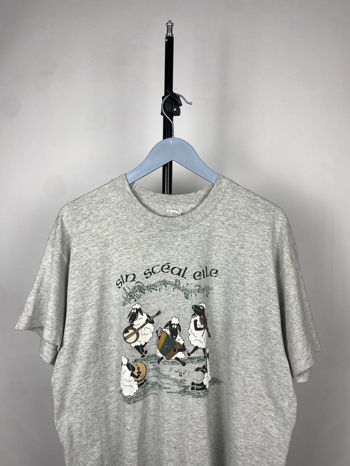 Vintage Vintage 90’s Ireland Sheeps Music T-Shirt Size US M / EU 48-50 / 2 - 2 Thumbnail