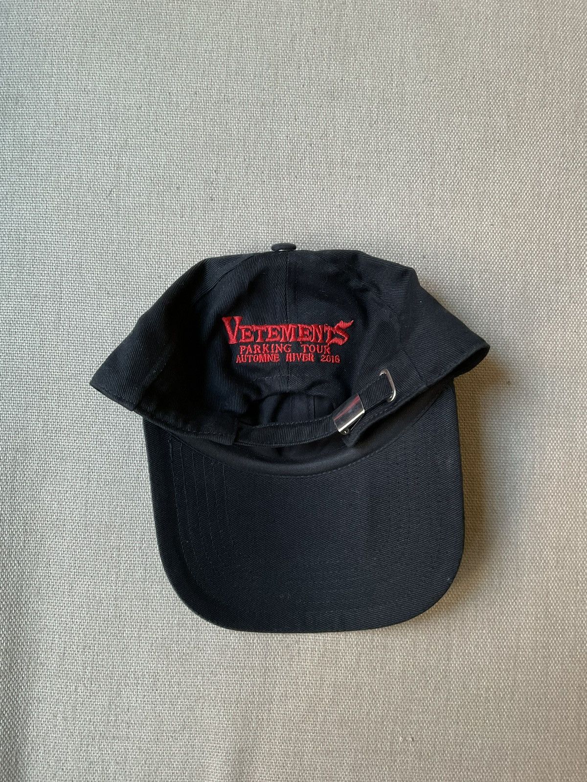 Vetements Vetements black cap PARKING TOUR automne hiver 2016 Size ONE SIZE - 5 Thumbnail