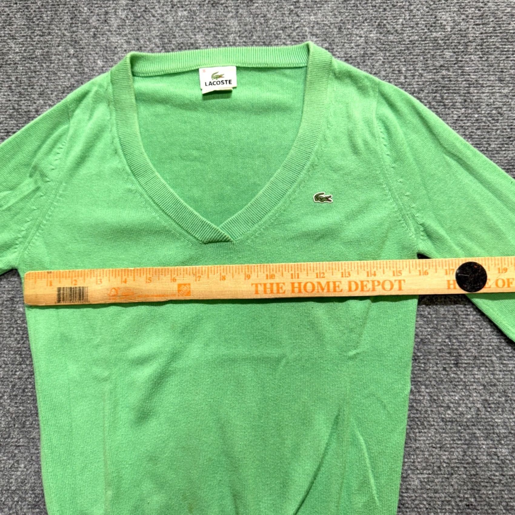 Vintage Lacoste Women's V Neck Sweater Pullover Size M Green Long Sleeve Cotton Pullover, Distressing/Fade (Pre-owned) Green Womens M Size M / US 6-8 / IT 42-44 - 4 Thumbnail
