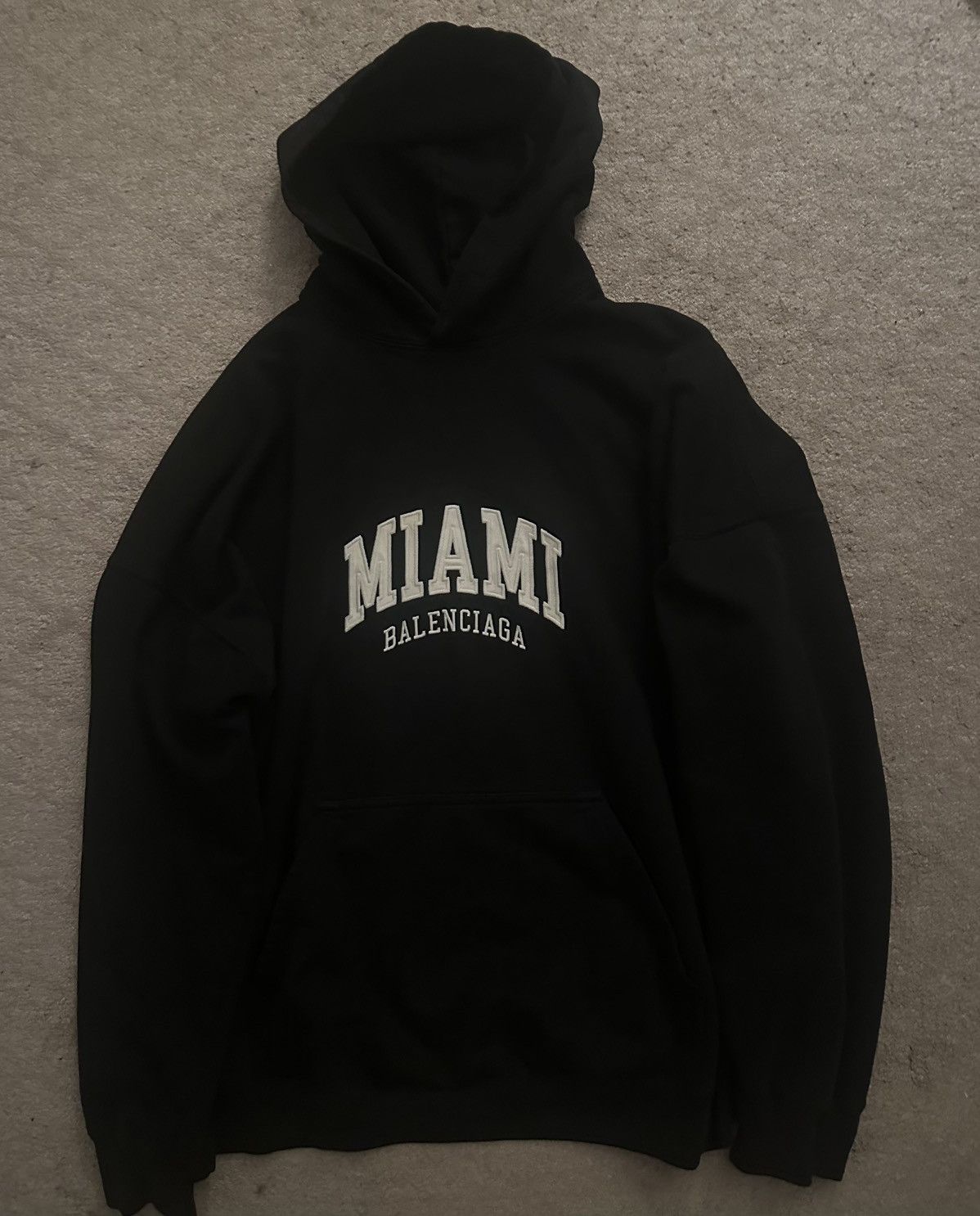 Balenciaga Balenciaga Miami Hoodie Size US L / EU 52-54 / 3 - 1 Thumbnail