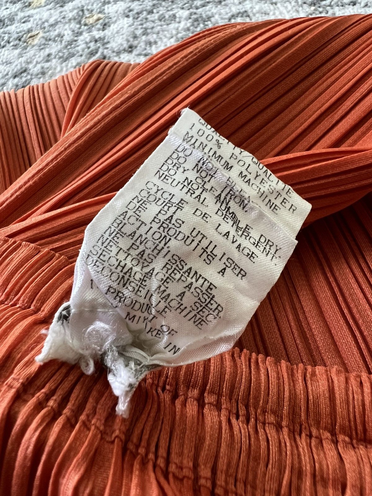 Pleats Please Issey Miyake Vintage Pleats Please Issey Miyake orange skirt Size 22" - 12 Thumbnail