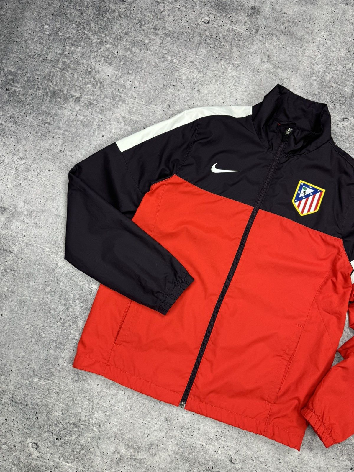 Nike × Vintage Vintage Nike Athletico Madrid Y2K Nylon Soccer Bomber Jacket Size US S / EU 44-46 / 1 - 4 Thumbnail