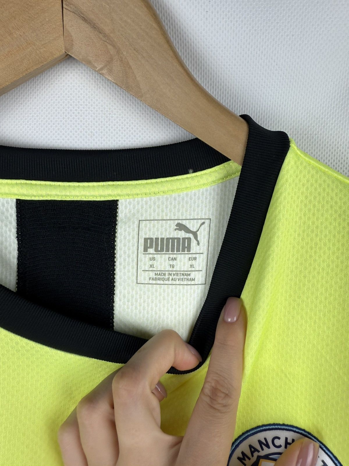 Puma Manchester City 2019-20 Third Kit #16 Rodrigo Jersey Shirt Size US XL / EU 56 / 4 - 9 Thumbnail