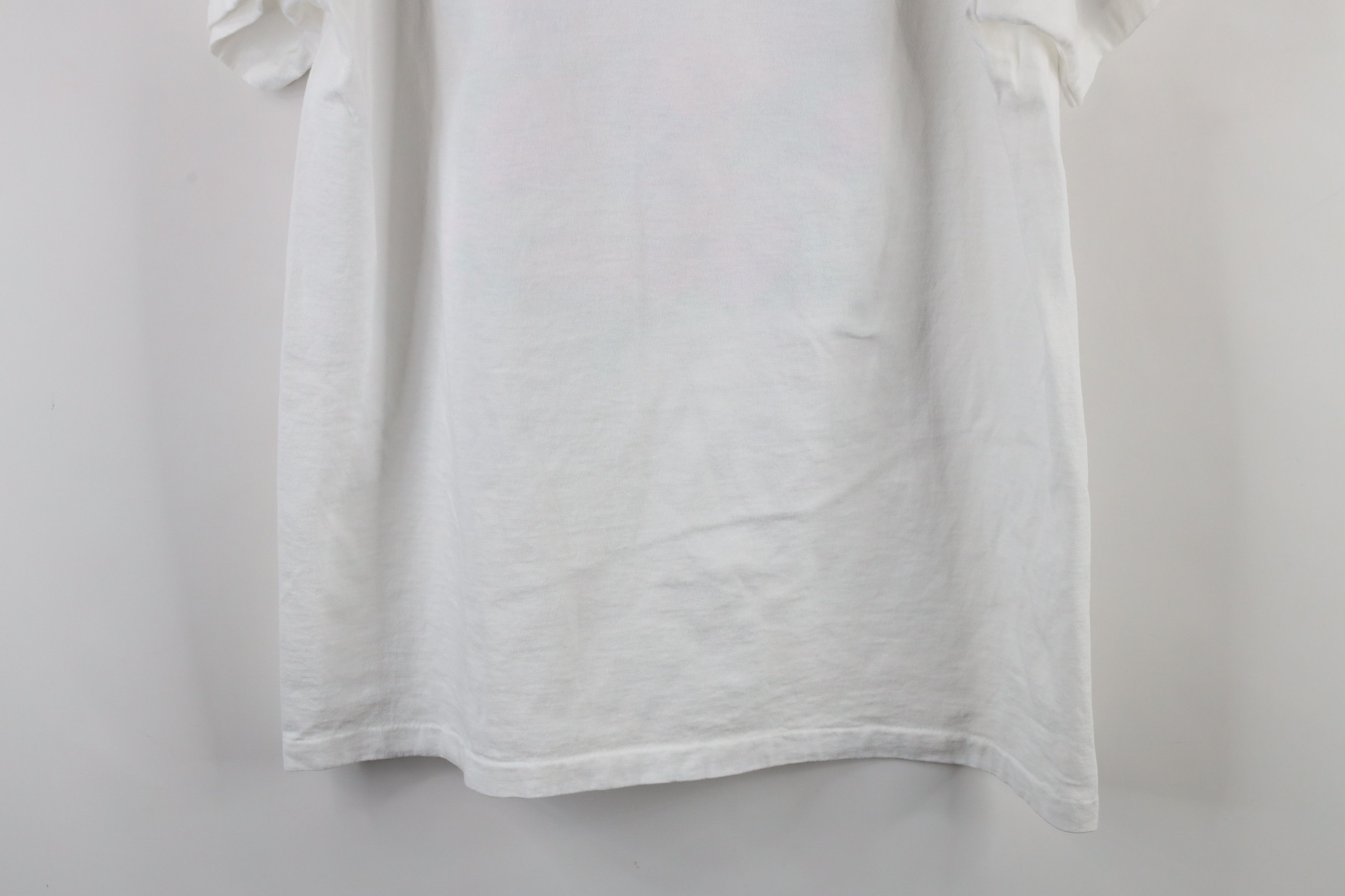 Vintage Vintage 90s Streetwear Greatest Mom Flower T-Shirt White Size L / US 10 / IT 46 - 11 Thumbnail