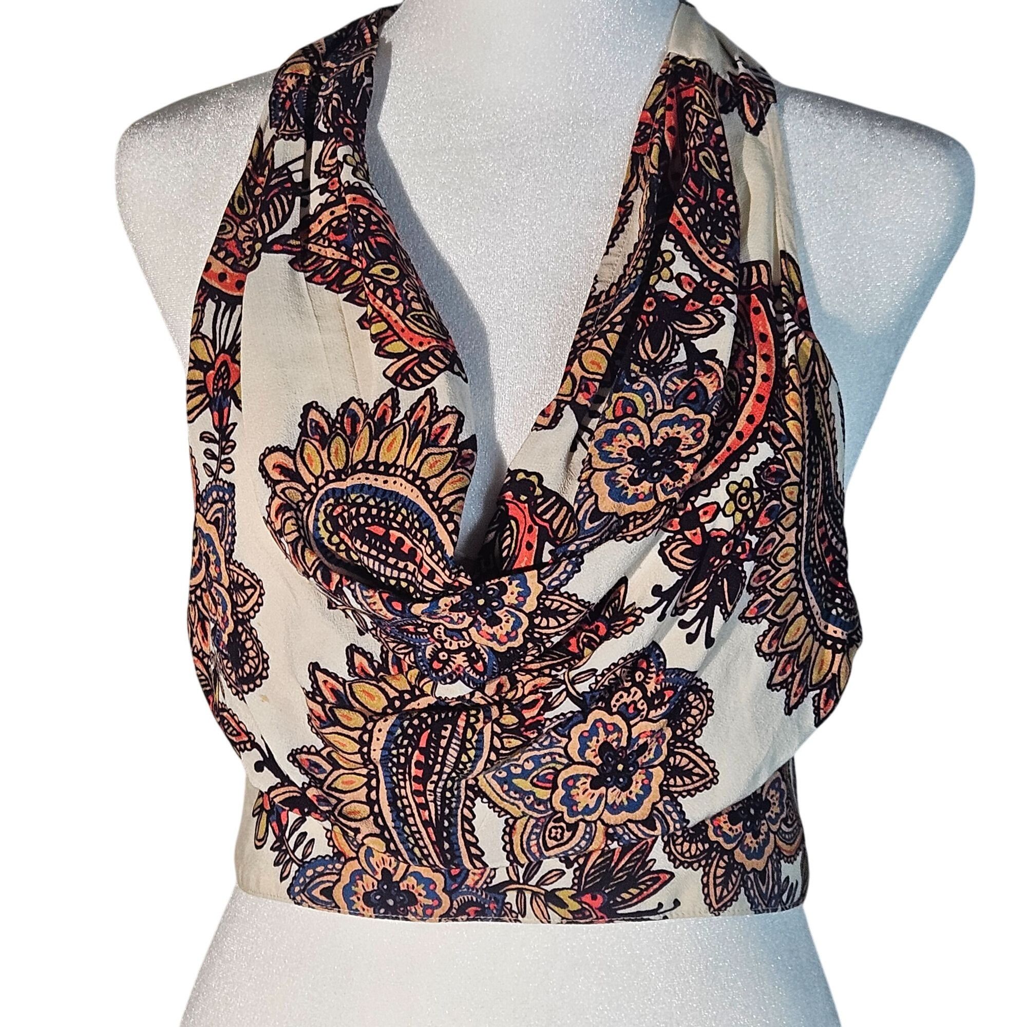 Free People Free People Paisley Drape Halter Crop Top Boho Festival Summ Size XS / US 0-2 / IT 36-38 - 2 Thumbnail