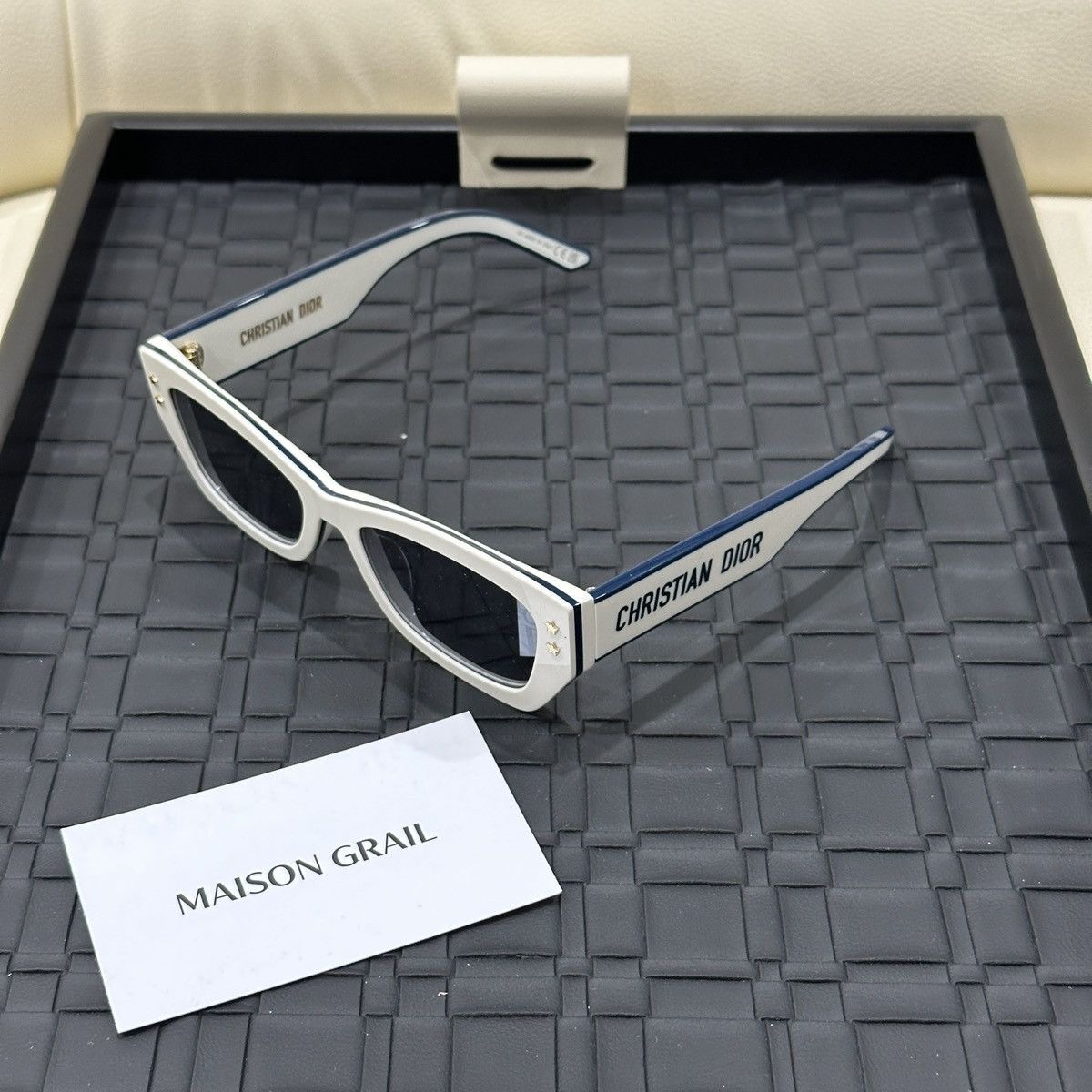Dior DIOR DIORPACIFIC S2U 95A8 SUNGLASSES Size ONE SIZE - 3 Thumbnail