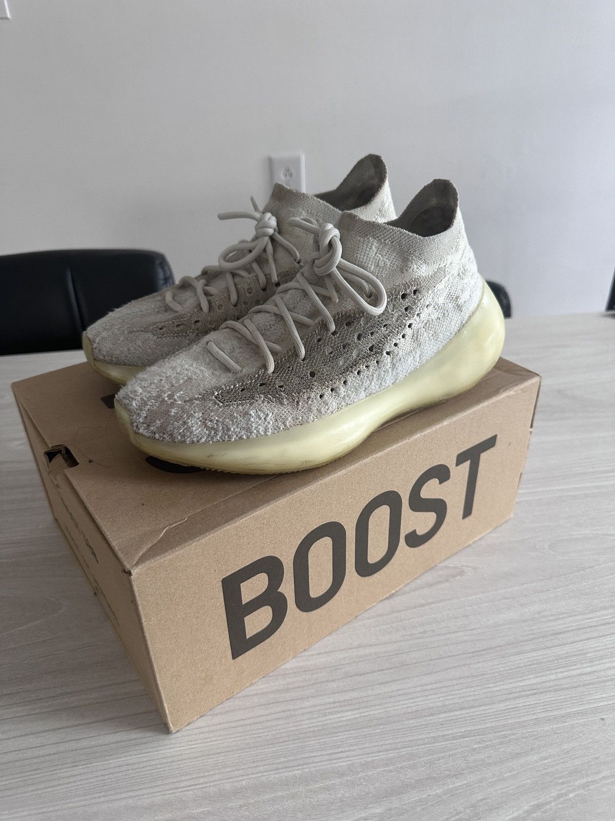 Adidas × Yeezy Yeezy 380 Calcite Glow Size US 9 / EU 42 - 1 Thumbnail