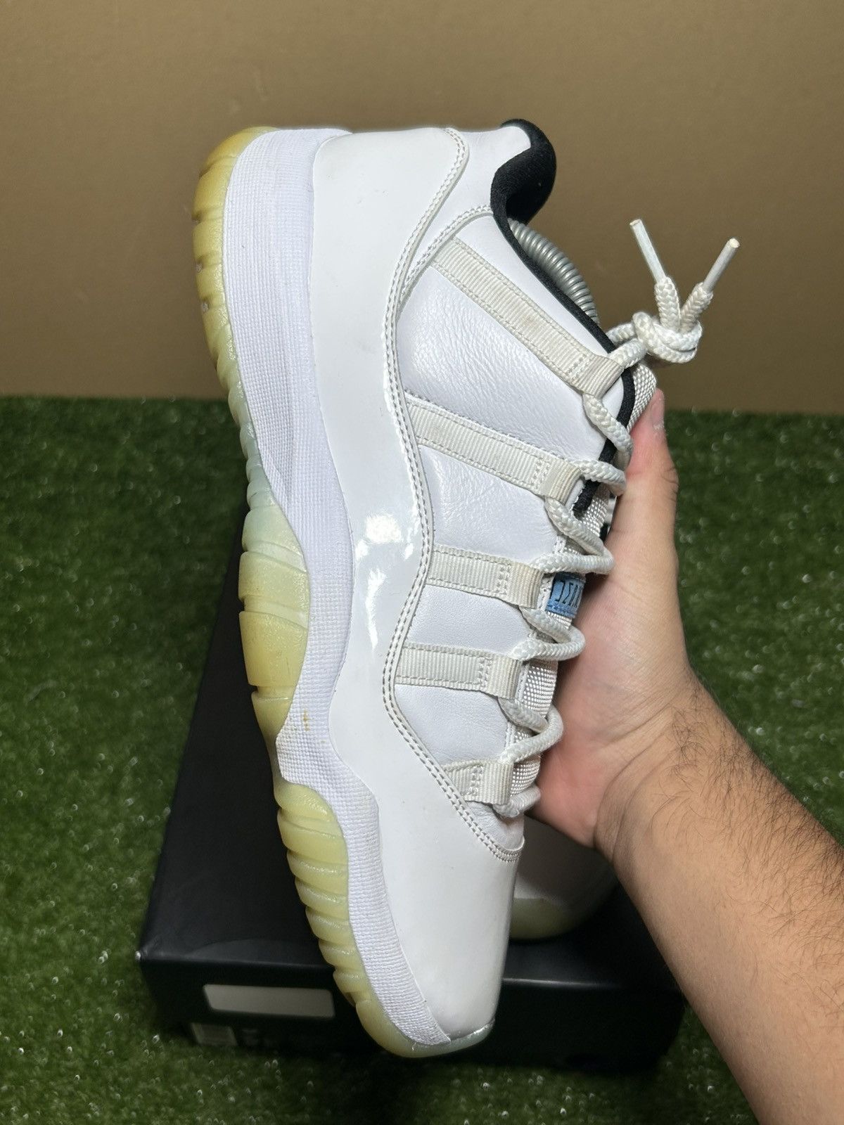 Jordan Brand Jordan 11 low Legend Blue Size US 10 / EU 43 - 5 Thumbnail