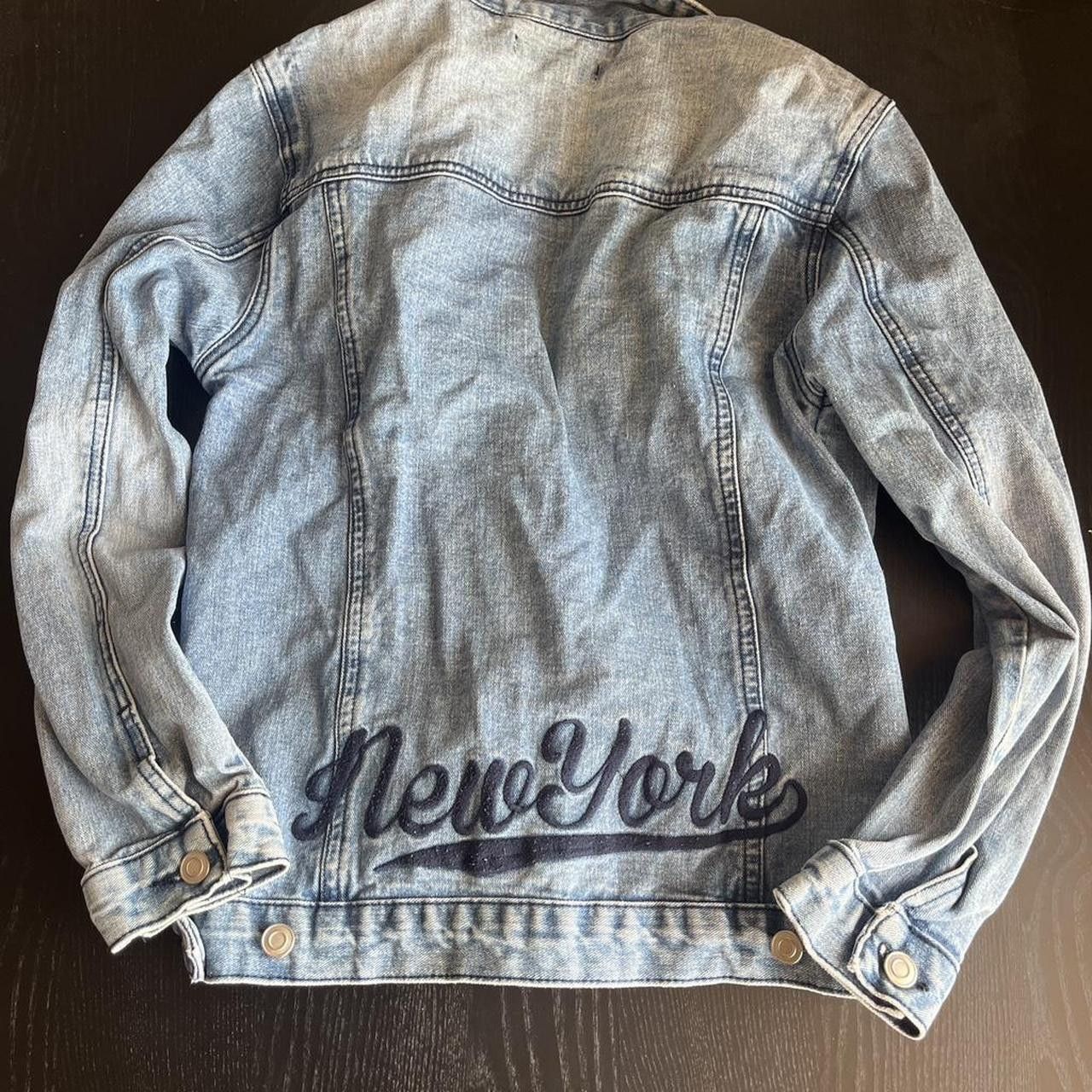 Forever 21 Fashionable and versatile cute button up blue denim jacket Size S / US 4 / IT 40 - 5 Thumbnail