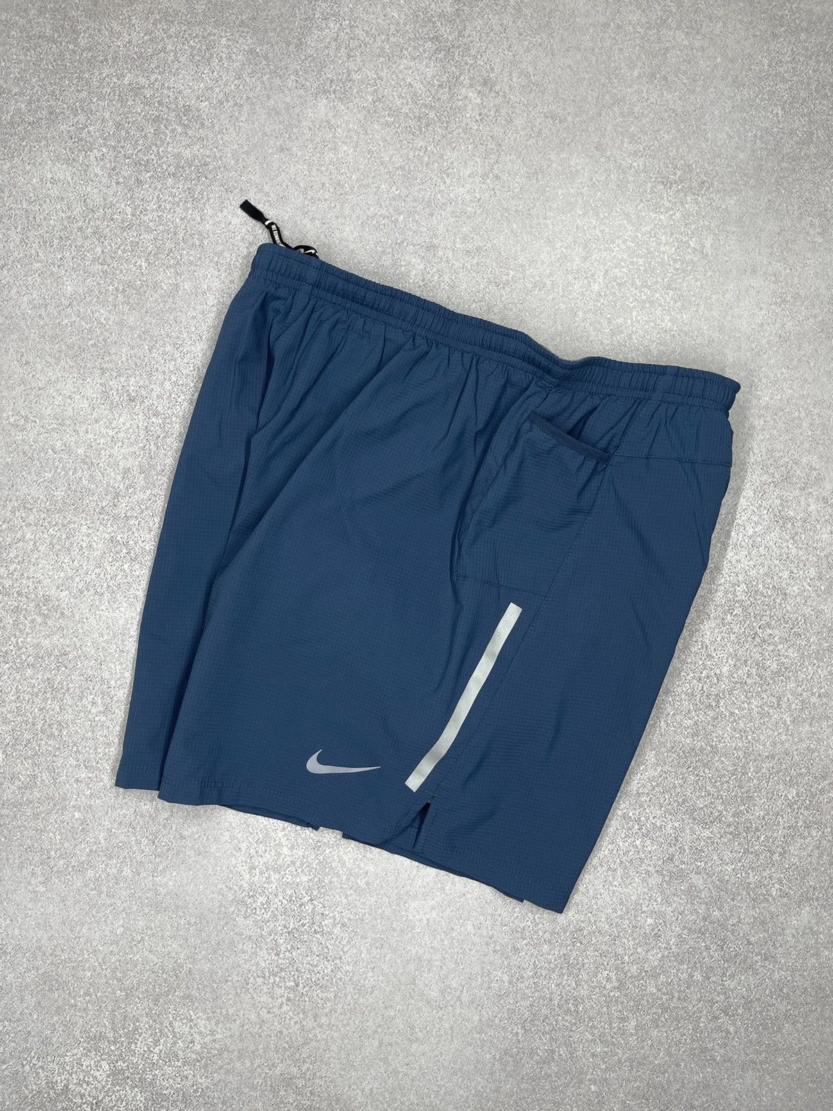 Nike Mens Nike Running 2 in 1 Shorts Leggings Drill Y2K ACG TN Size US 32 / EU 48 - 8 Thumbnail