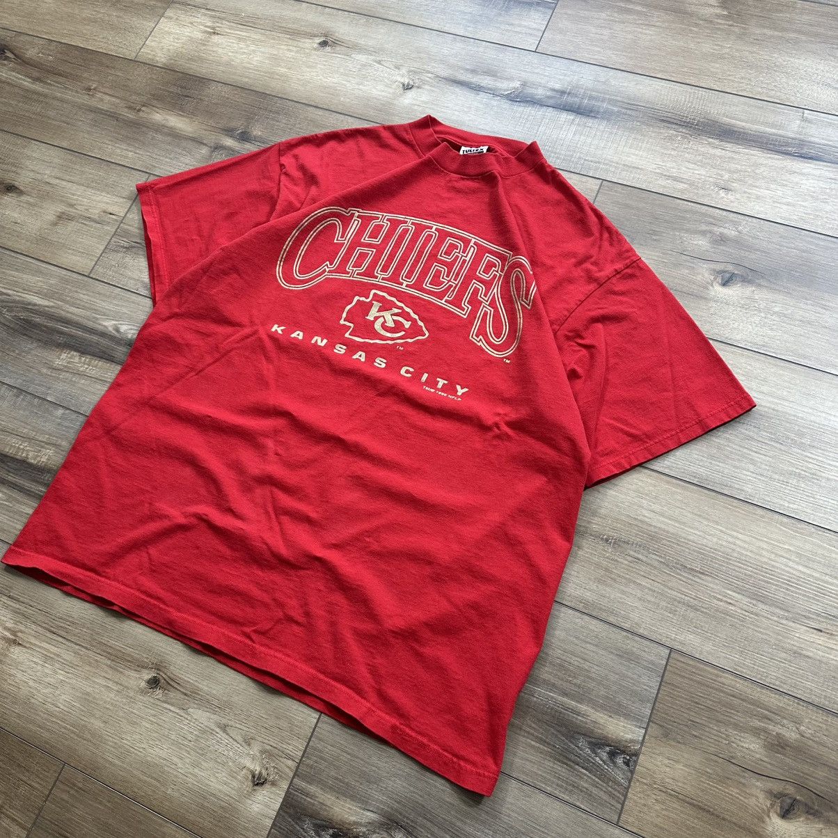 Tultex Vintage 1996 Kansas City Chiefs NFL Spell Out Graphic Tee Size US XXL / EU 58 / 5 - 3 Thumbnail