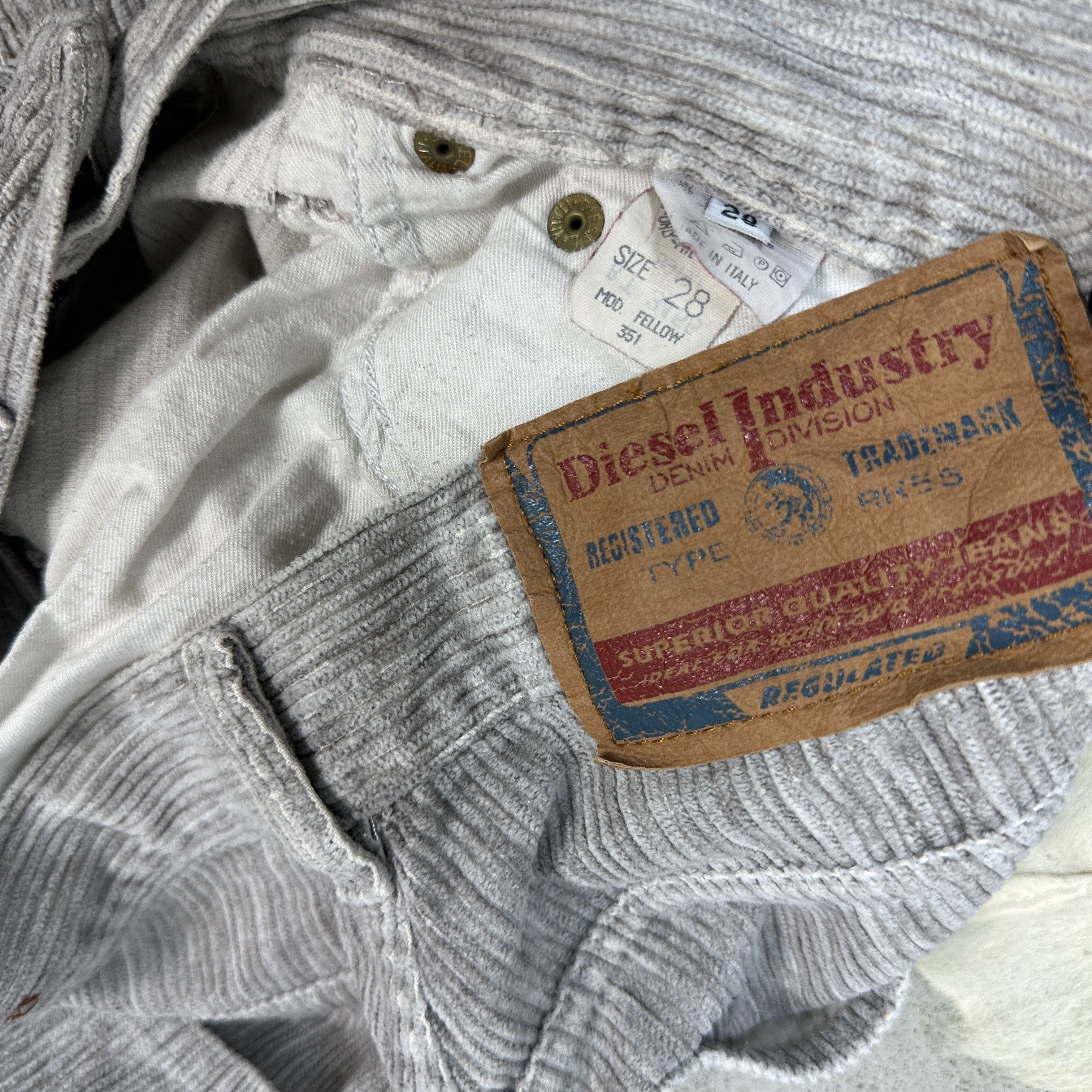 Diesel × Vintage Vintage Avant Garde Y2K Casual Diesel Corduroy Trousers Size US 28 / EU 44 - 5 Thumbnail