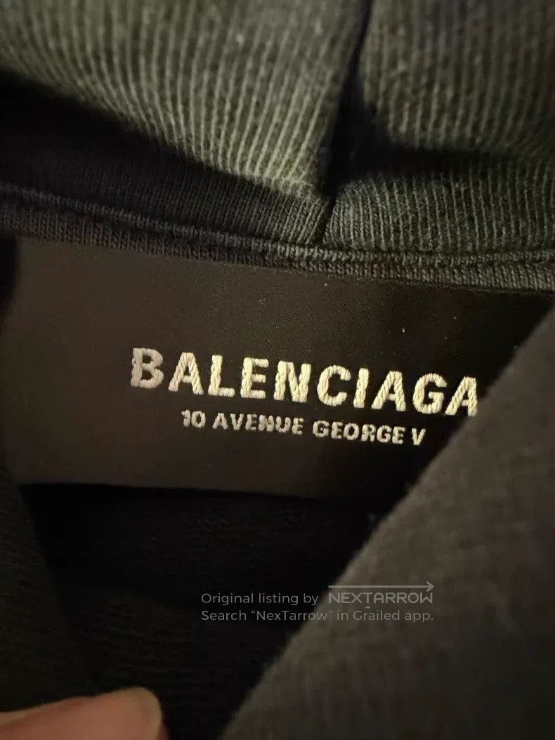 Balenciaga Balenciaga Black Band Portrait Hooded Sweater Size US S / EU 44-46 / 1 - 3 Thumbnail