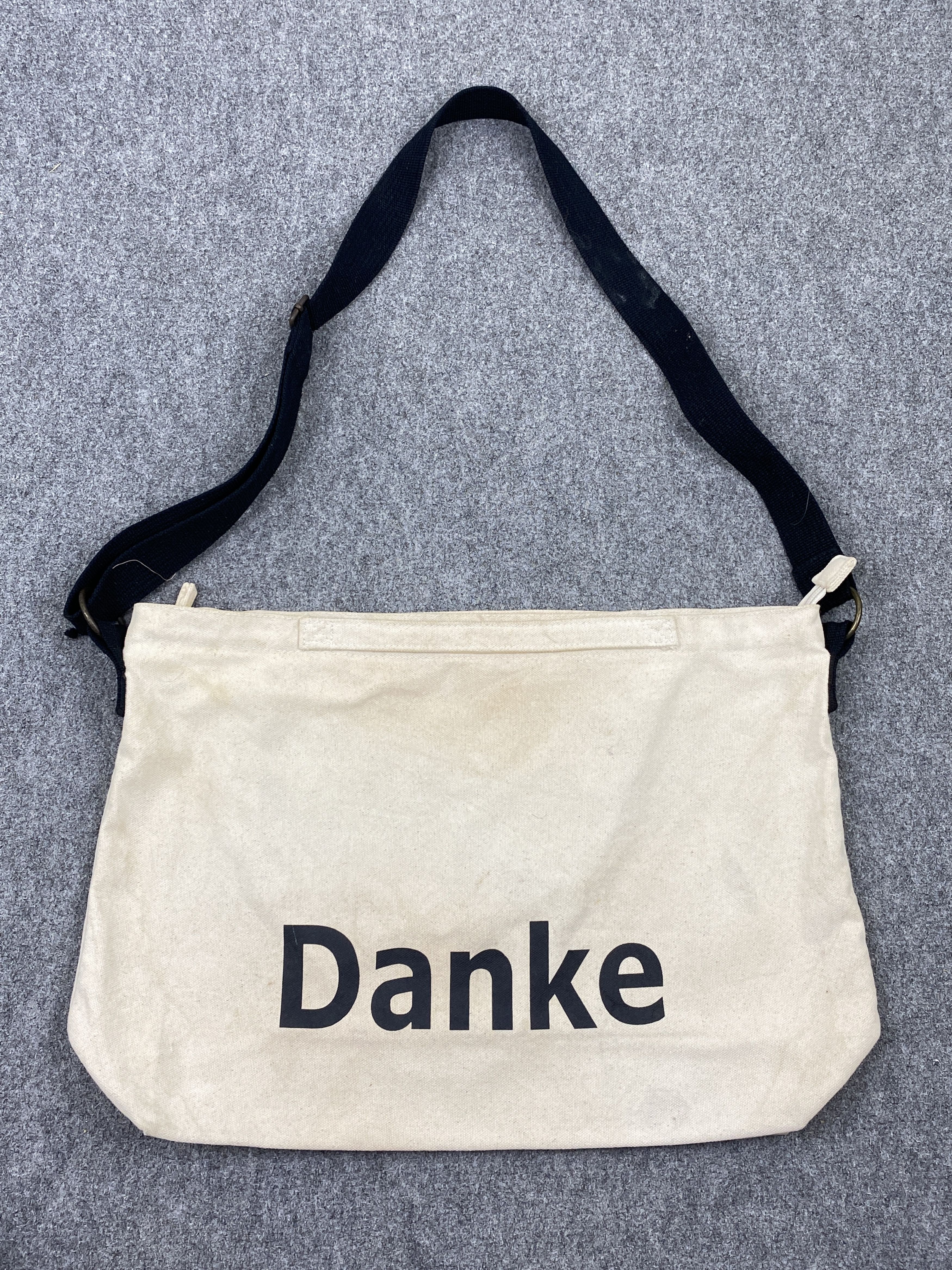Japanese Brand Vintage Japanese Brand Wording Crossbody Bag BG0180 Size ONE SIZE - 2 Thumbnail