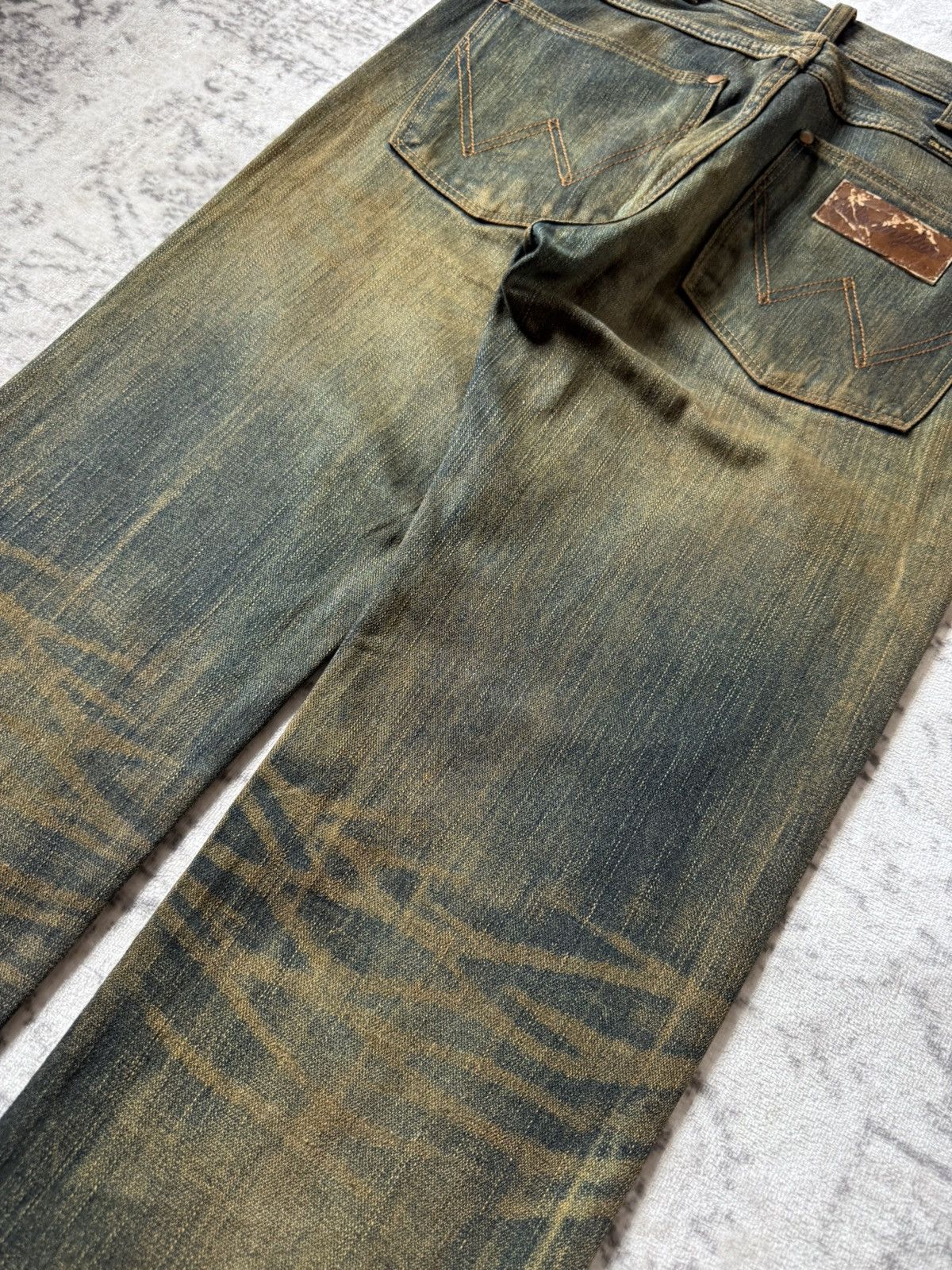 If Six Was Nine 2000s Wrangler Heavy Mud Wash Straight Loose Jeans Size US 30 / EU 46 - 14 Thumbnail