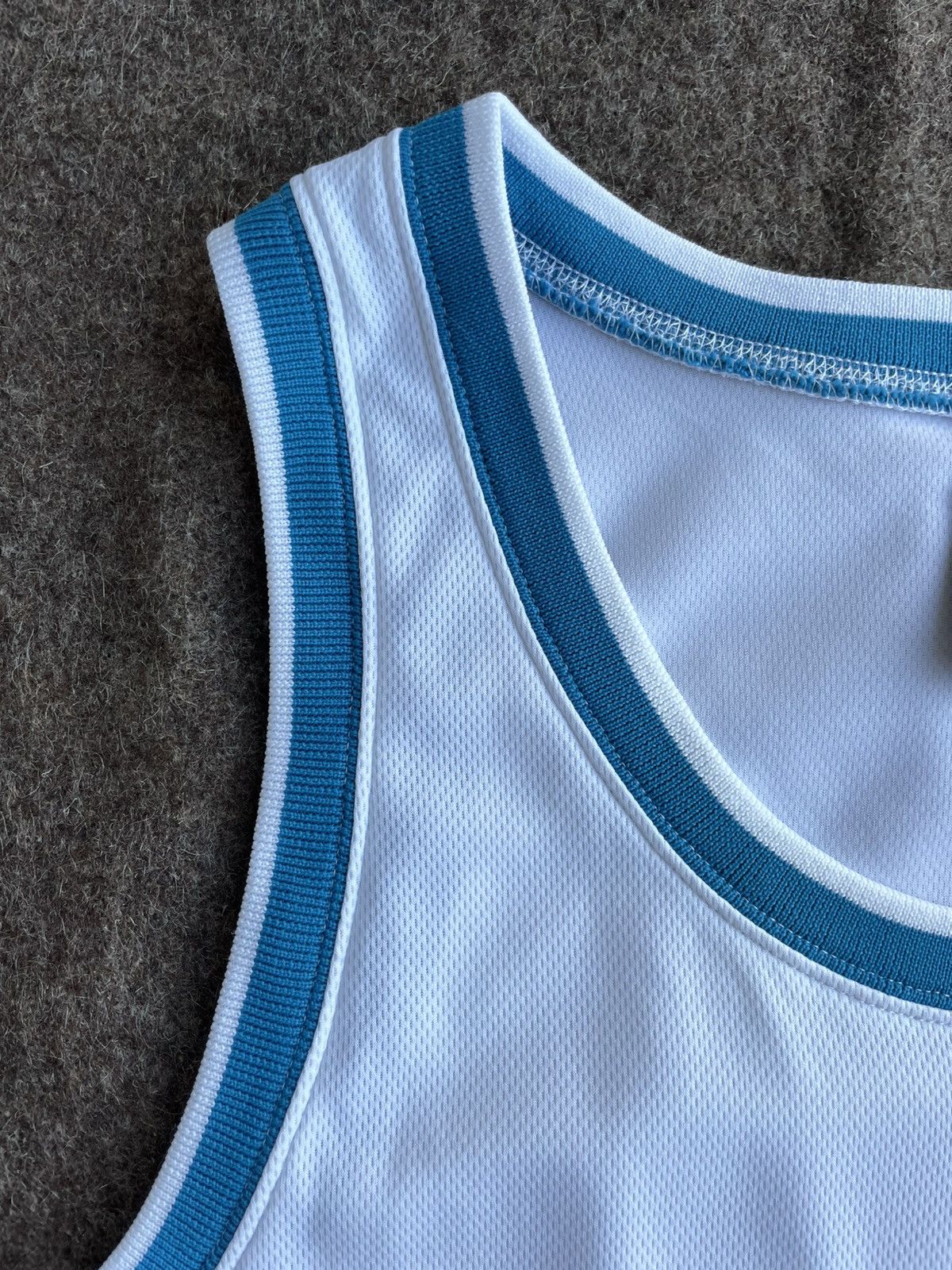 Other Independent Sleeveless T-Shirt Size US L / EU 52-54 / 3 - 4 Thumbnail